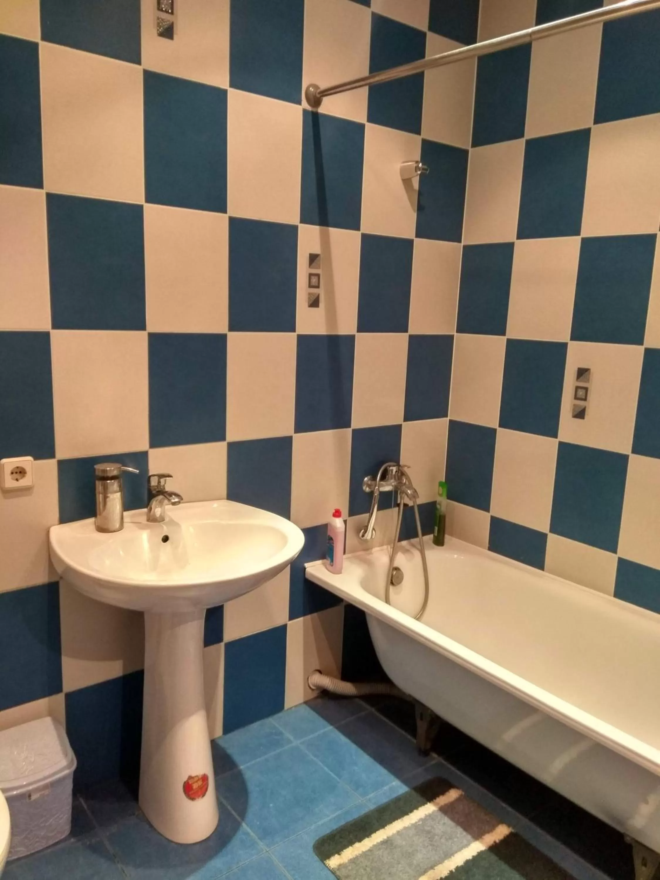 Toilet, Bathroom in Alaska Fox