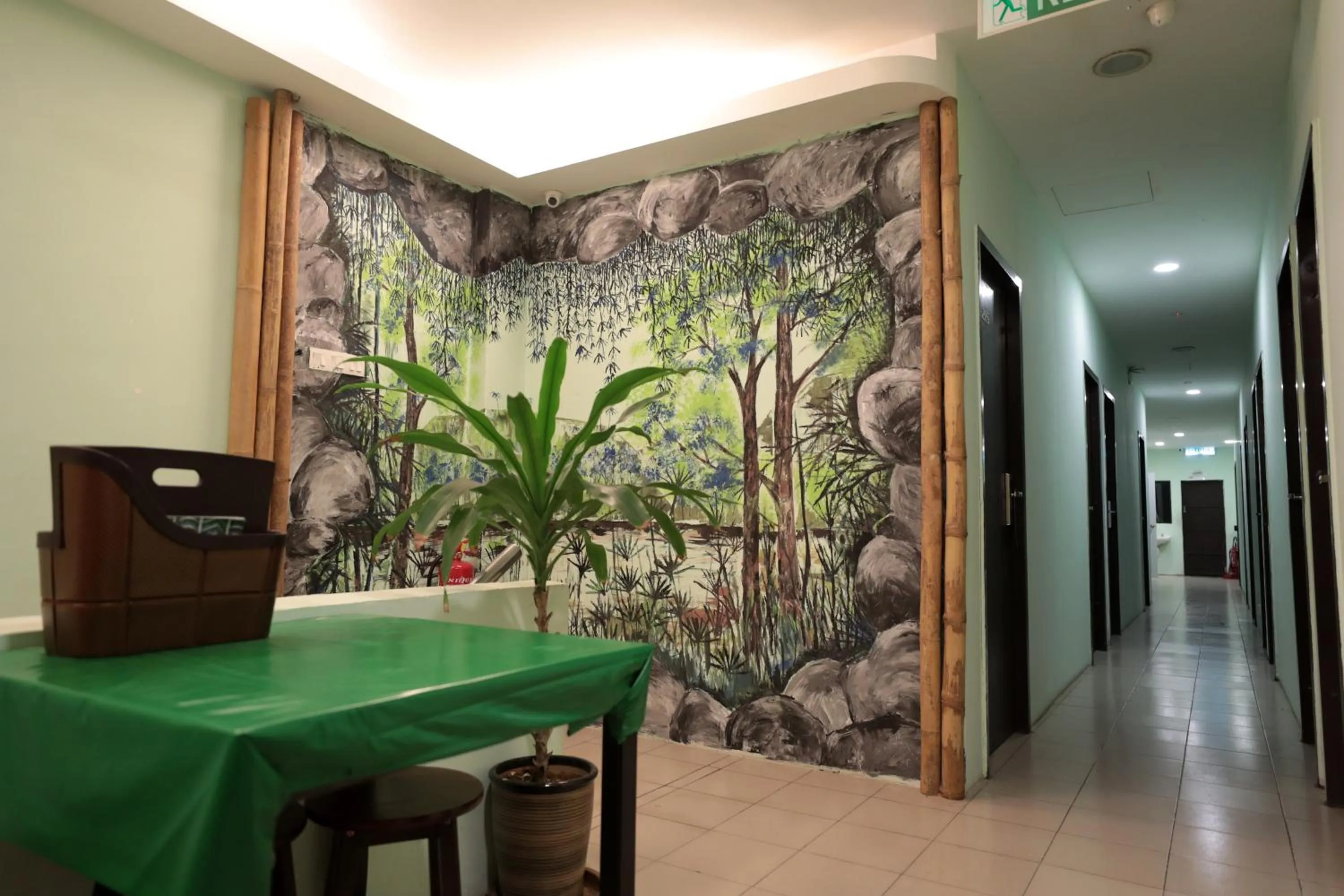 Coffee/tea facilities in Rain Forest Hotel