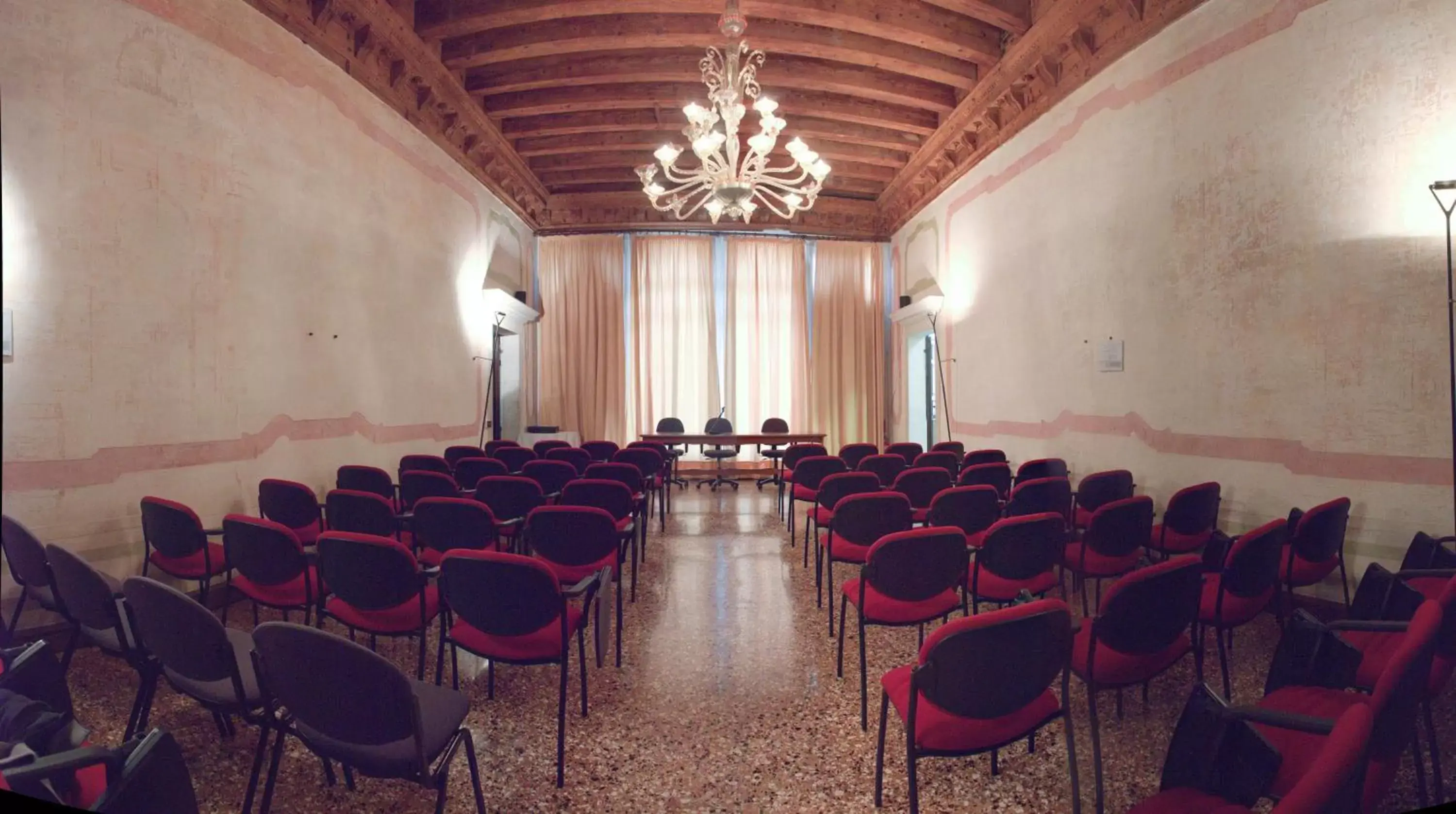 Business facilities in Casa Sant'Andrea