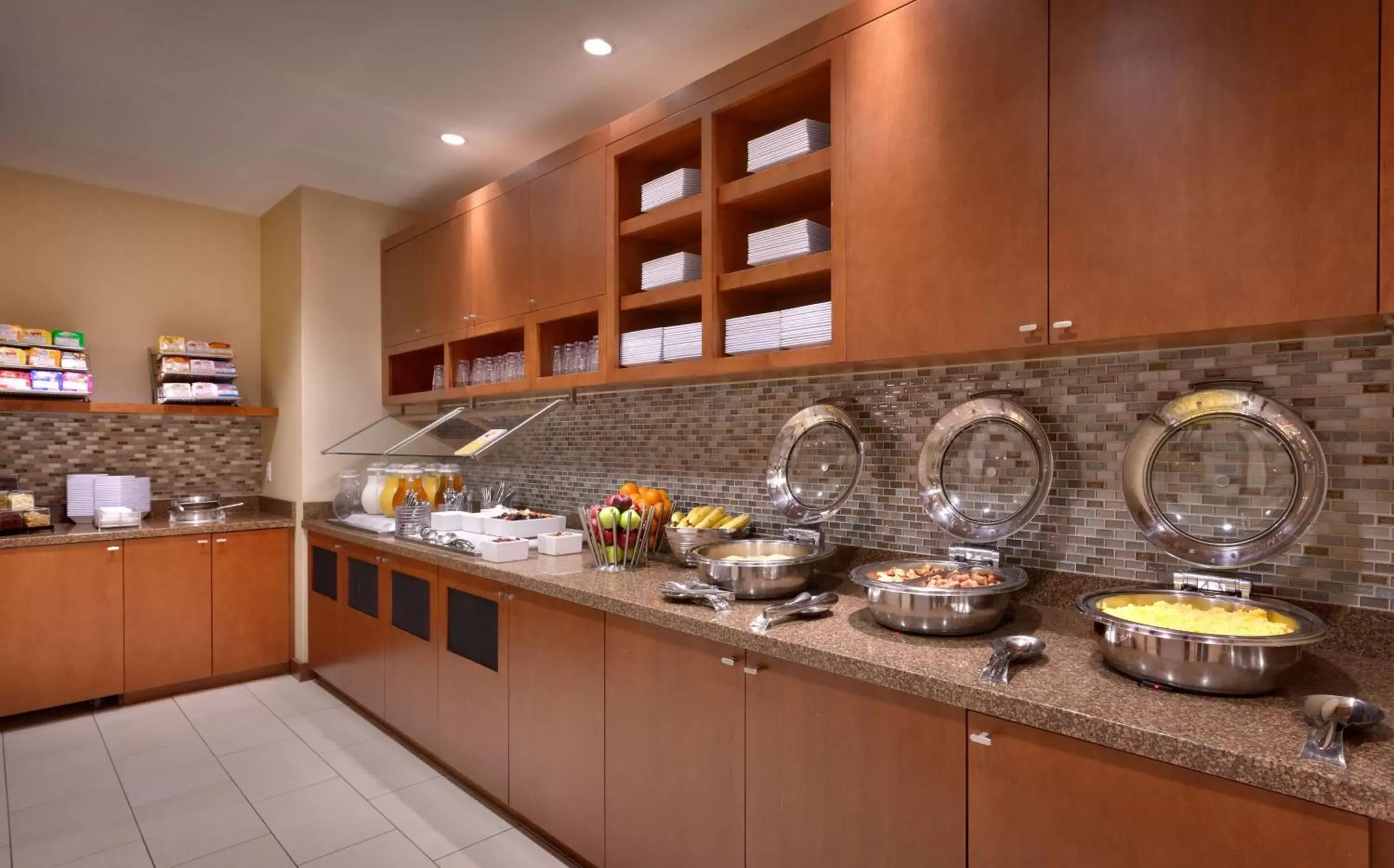 Restaurant/places to eat, Kitchen/Kitchenette in Hyatt House Salt Lake City/Sandy