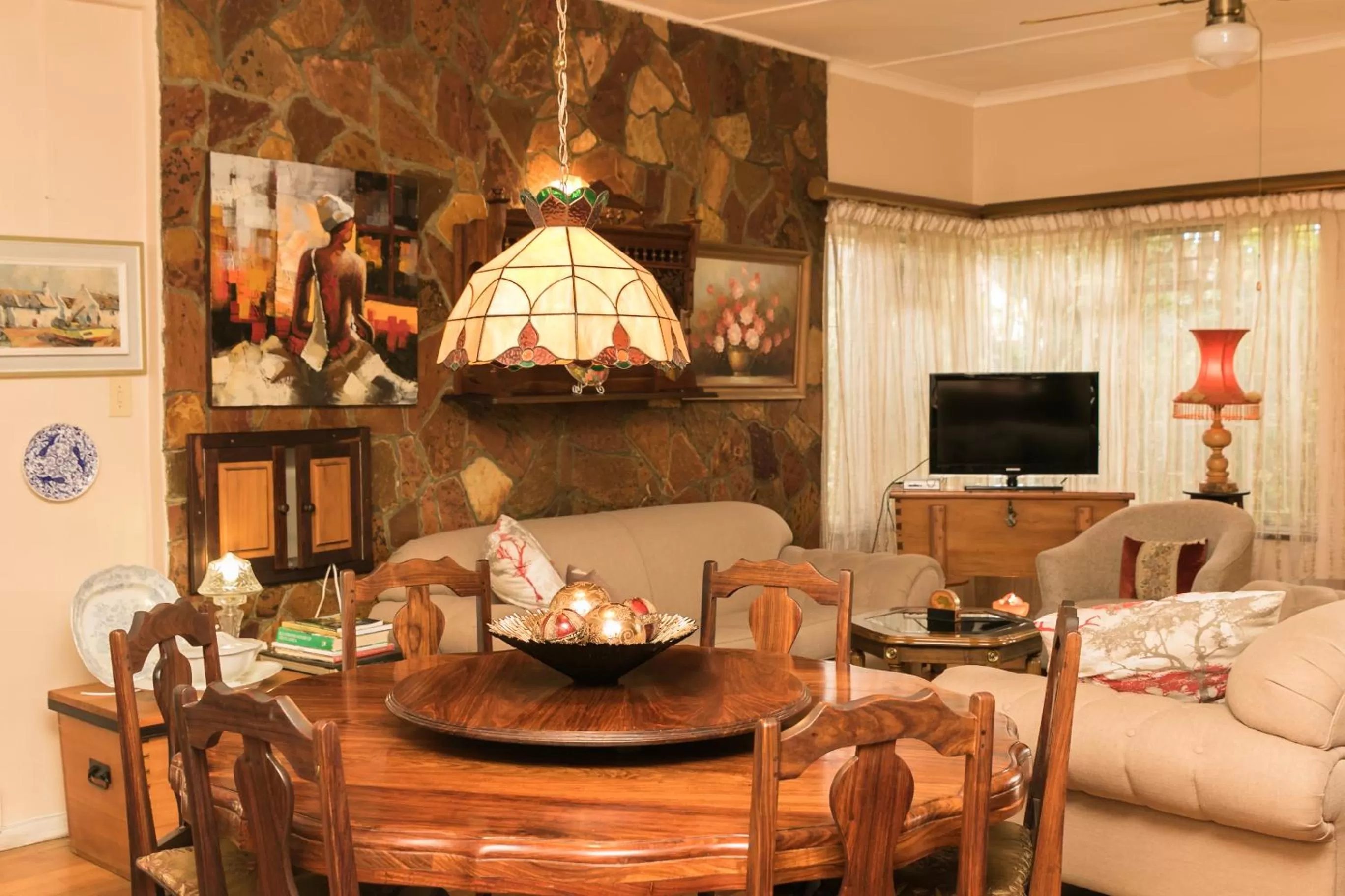 Dining area in Beau & I