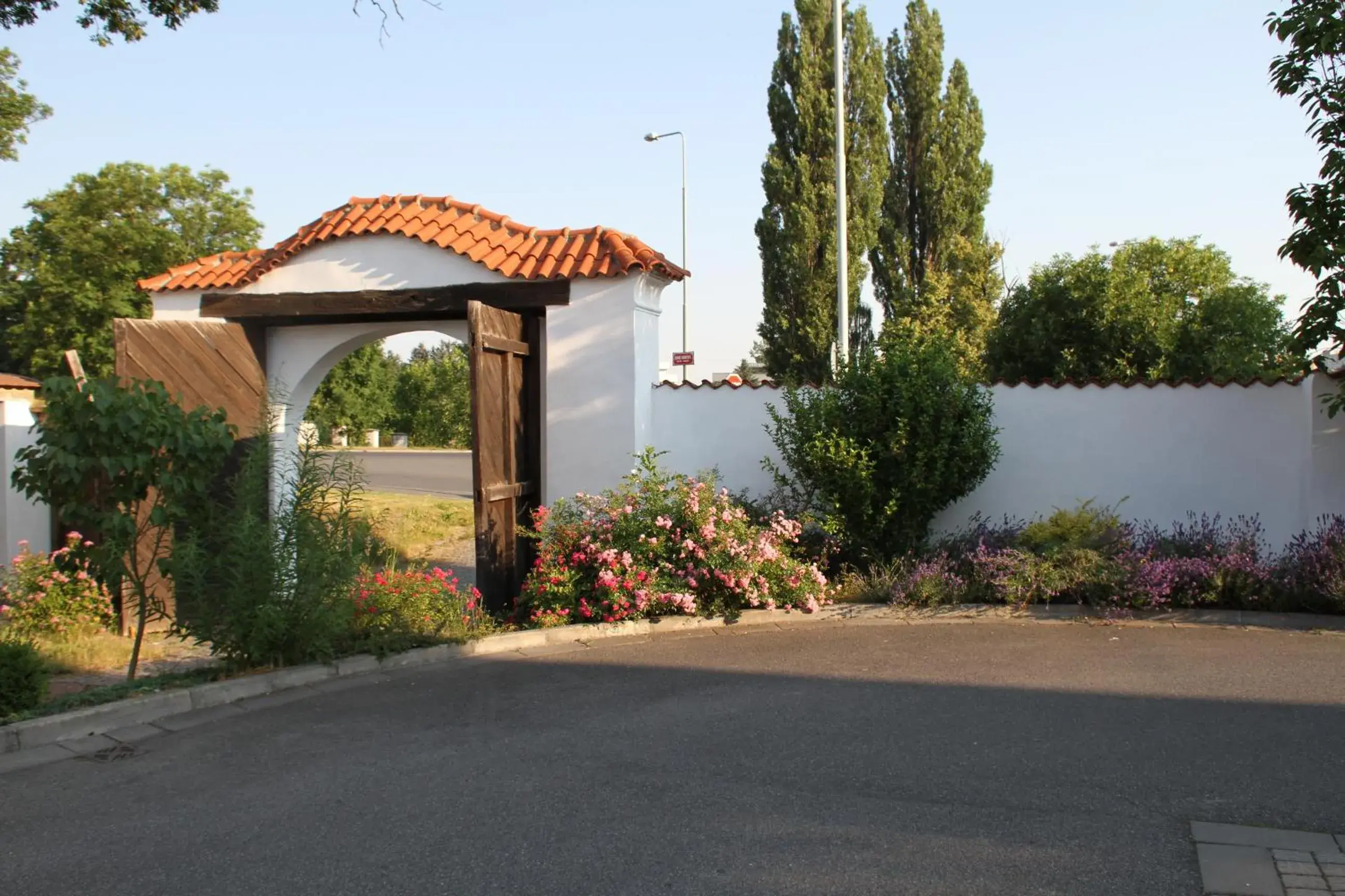 Facade/entrance, Property Building in Hotel Meritum