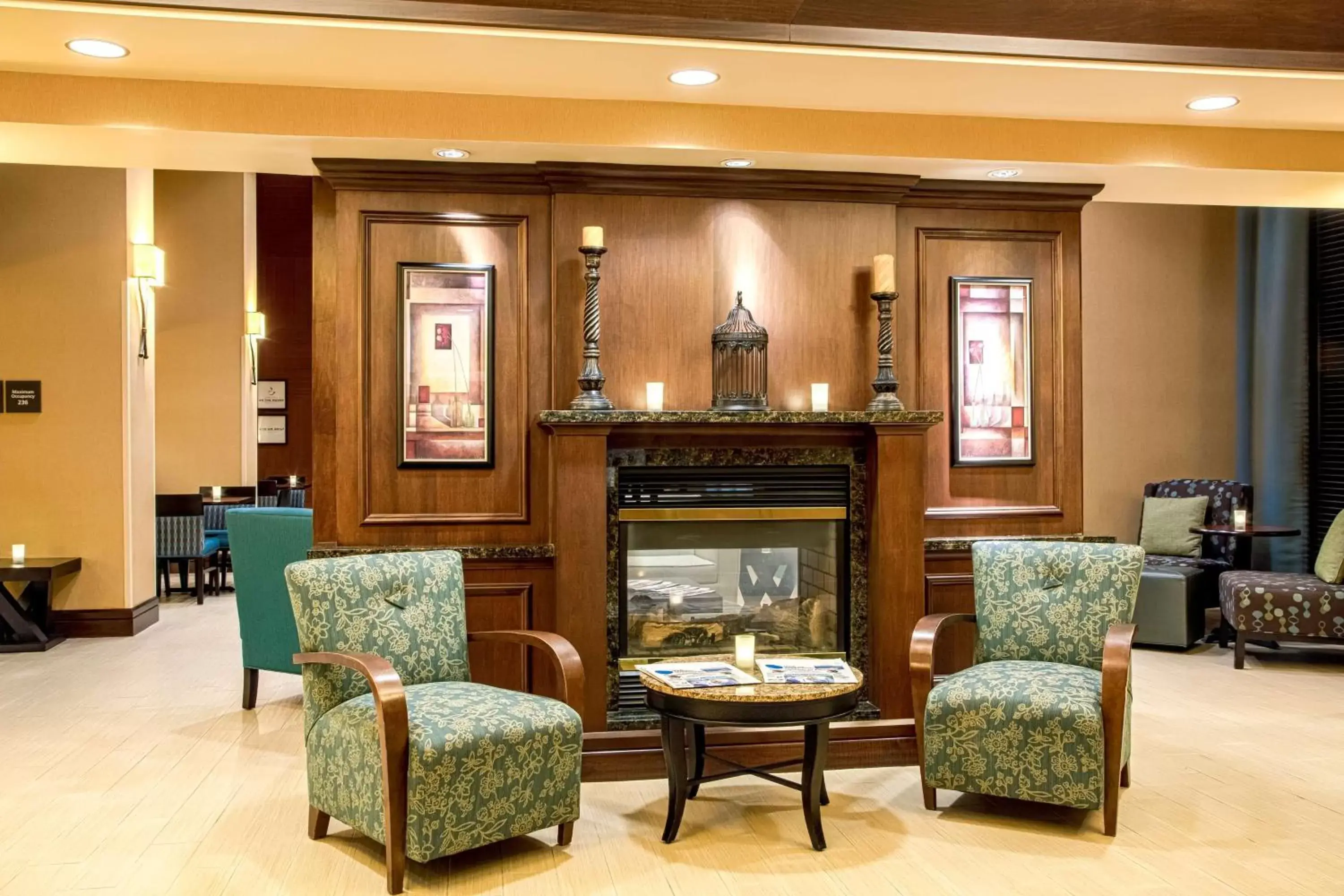 Lounge or bar, Lobby/Reception in Hampton Inn & Suites Sacramento-Elk Grove Laguna I-5