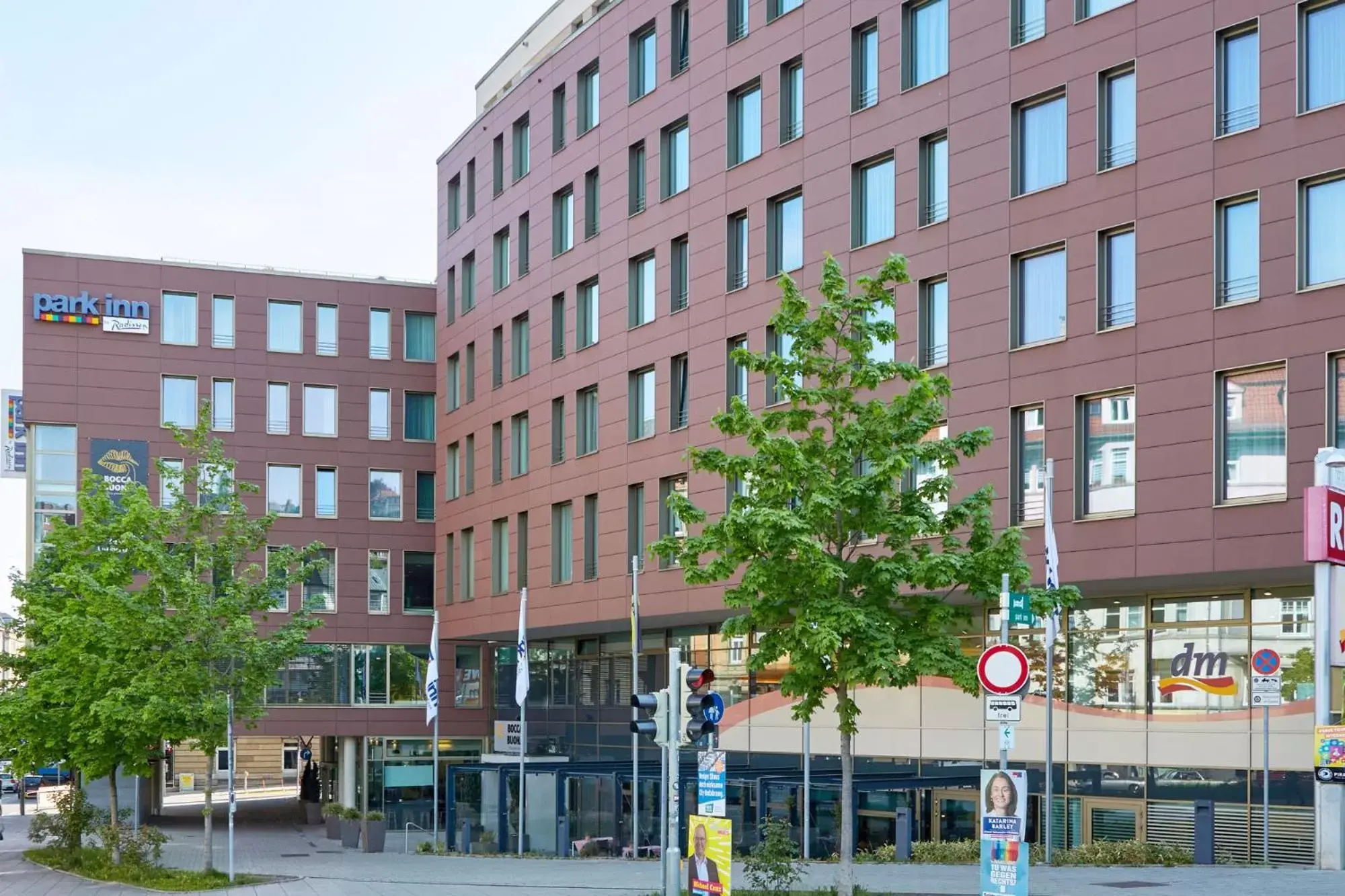 Facade/entrance, Property Building in Park Inn by Radisson Stuttgart