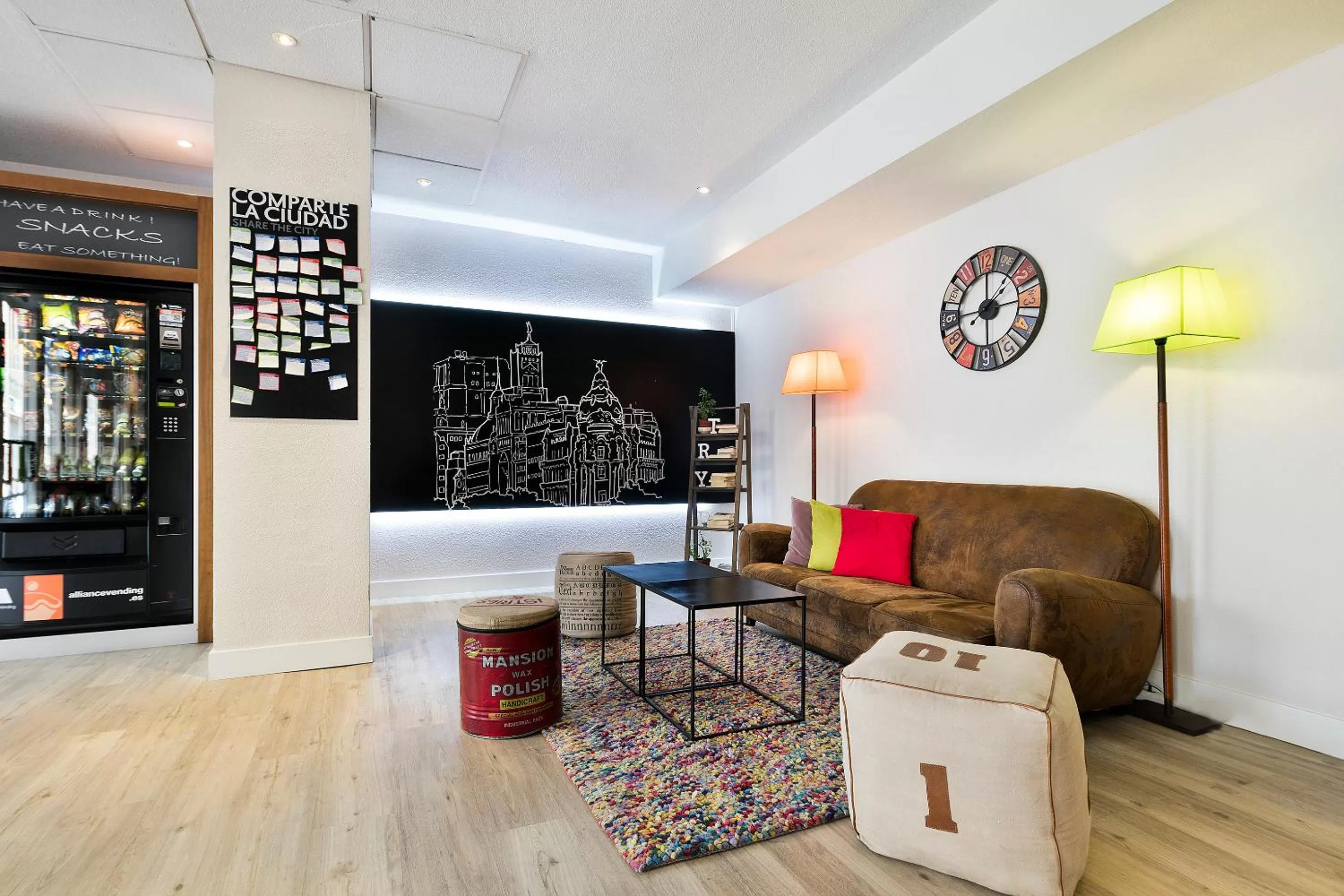 Communal lounge/ TV room in Hotel Madrid Gran Via 25, Affiliated by Meliá