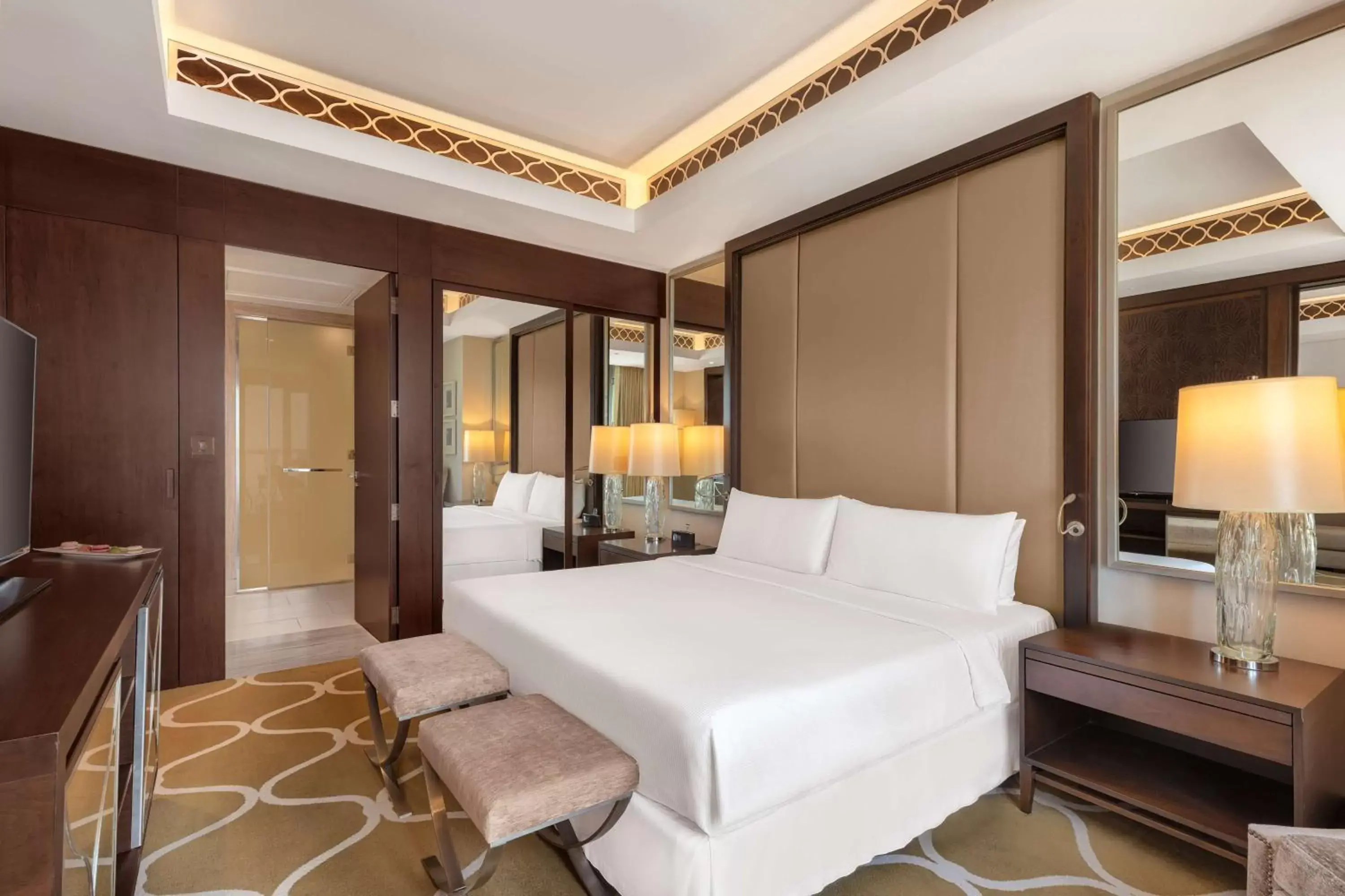 Bed in Hilton Dubai Al Habtoor City