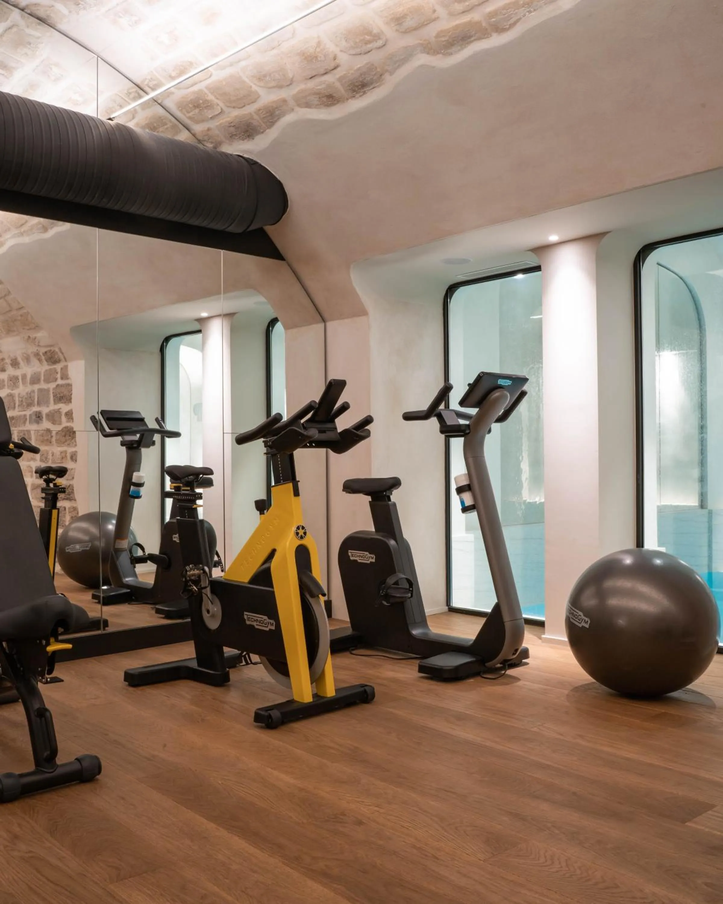 Fitness centre/facilities in Pavillon Faubourg Saint-Germain & Spa