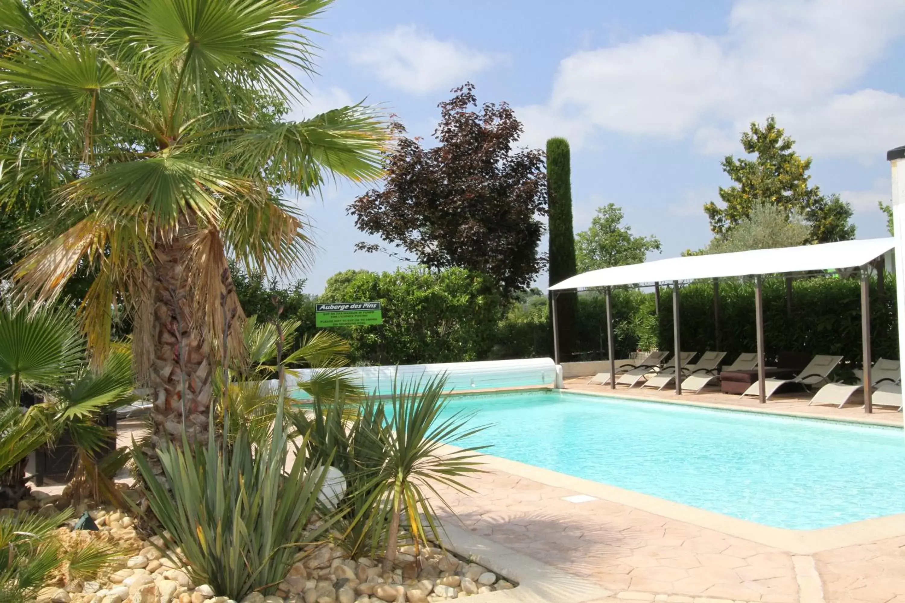 Garden, Swimming Pool in Auberge Des Pins