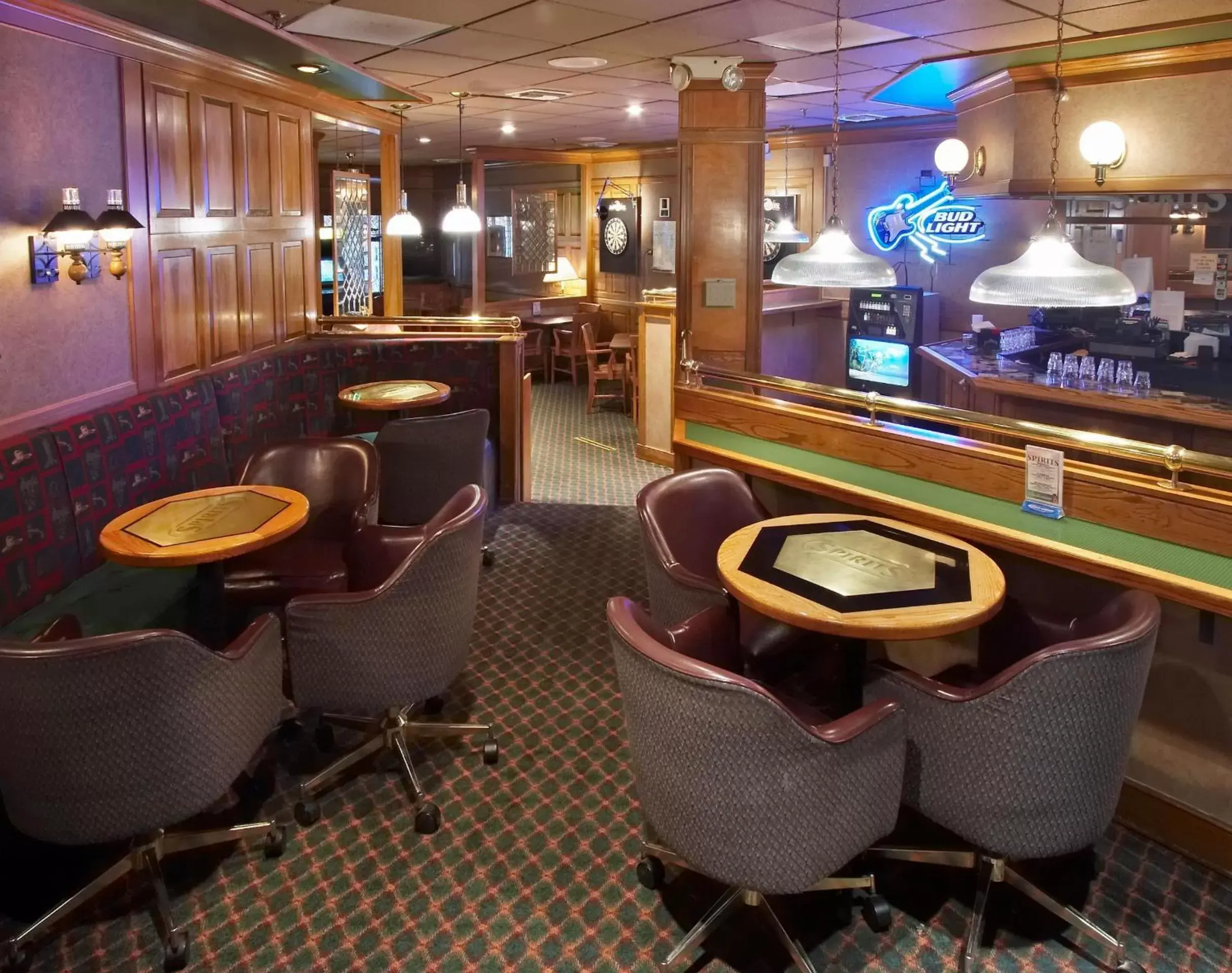 Lounge or bar, Lounge/Bar in Ramkota Hotel - Casper