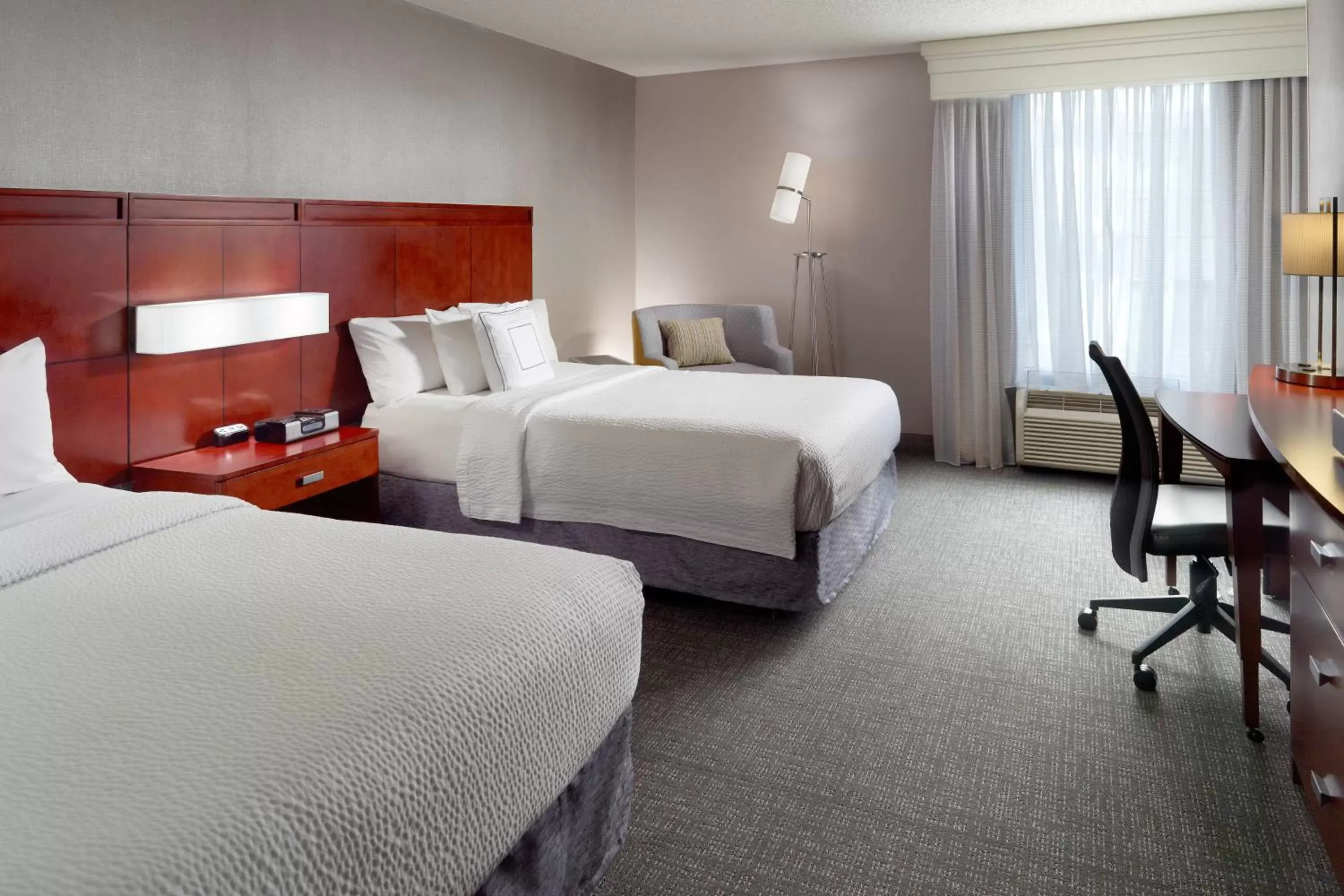 Photo of the whole room, Bed in Courtyard by Marriott Atlanta Buckhead