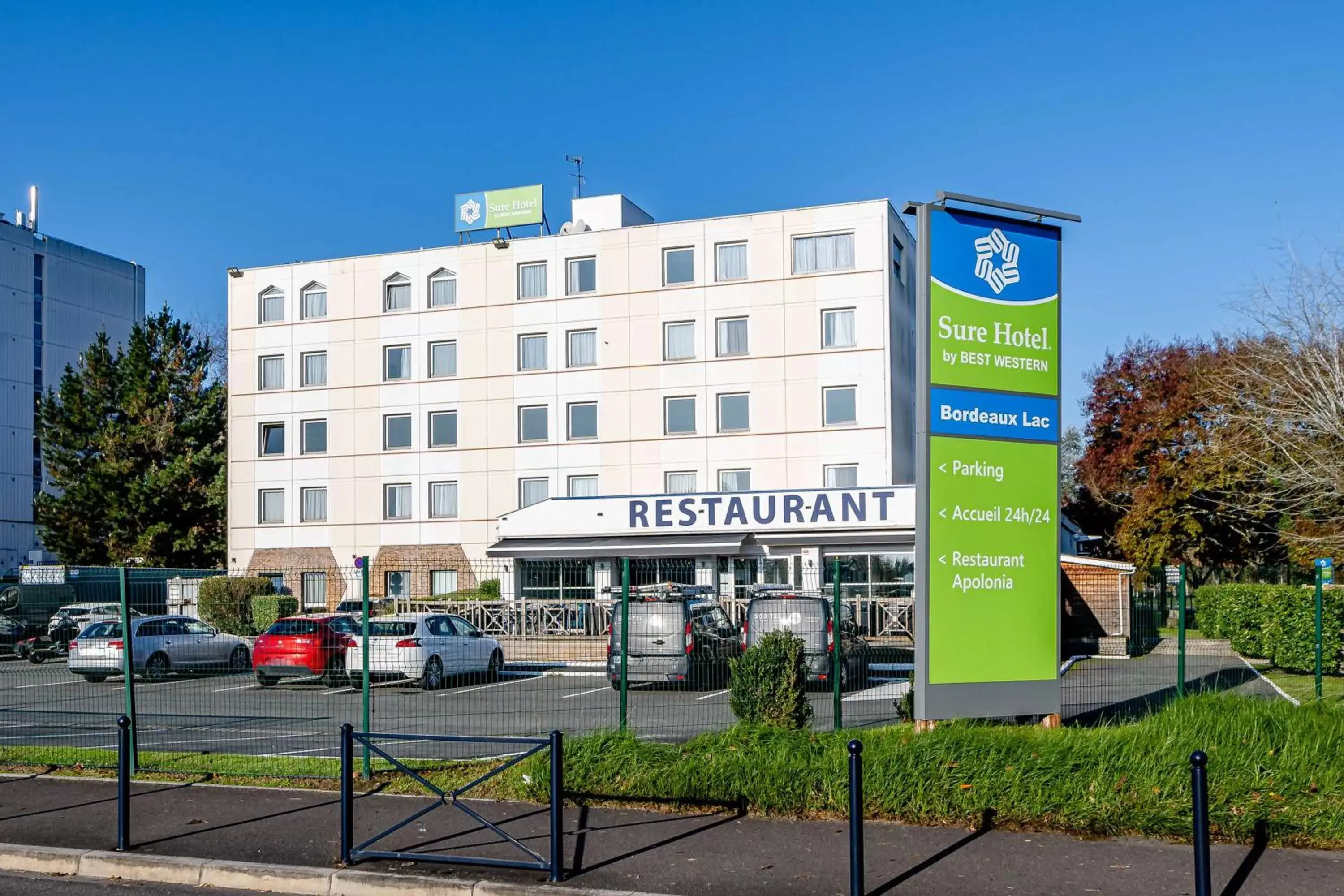 Property Building in Sure Hotel by Best Western Bordeaux Lac