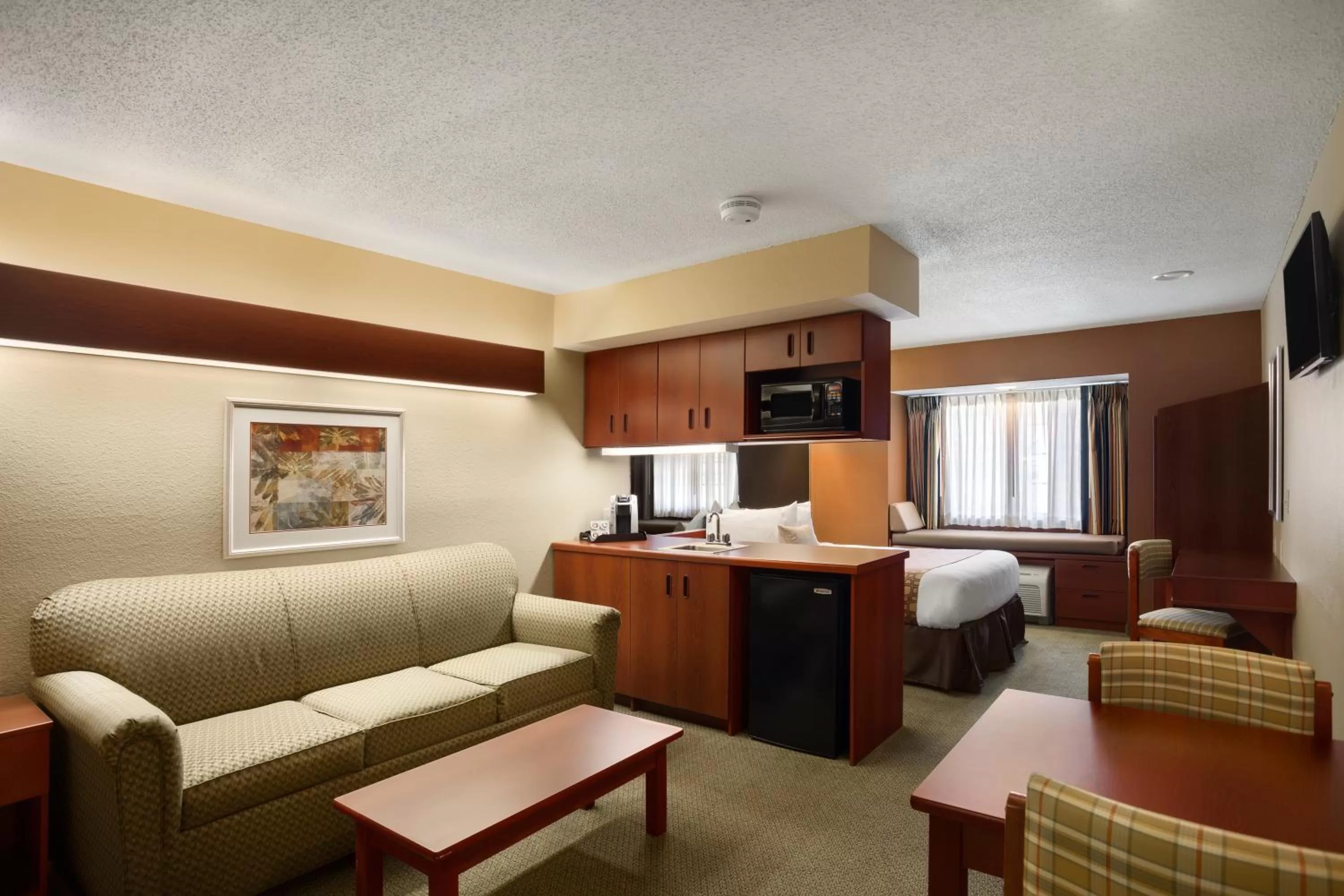 Photo of the whole room, Bed in Microtel Inn & Suites by Wyndham Dover New Hampshire