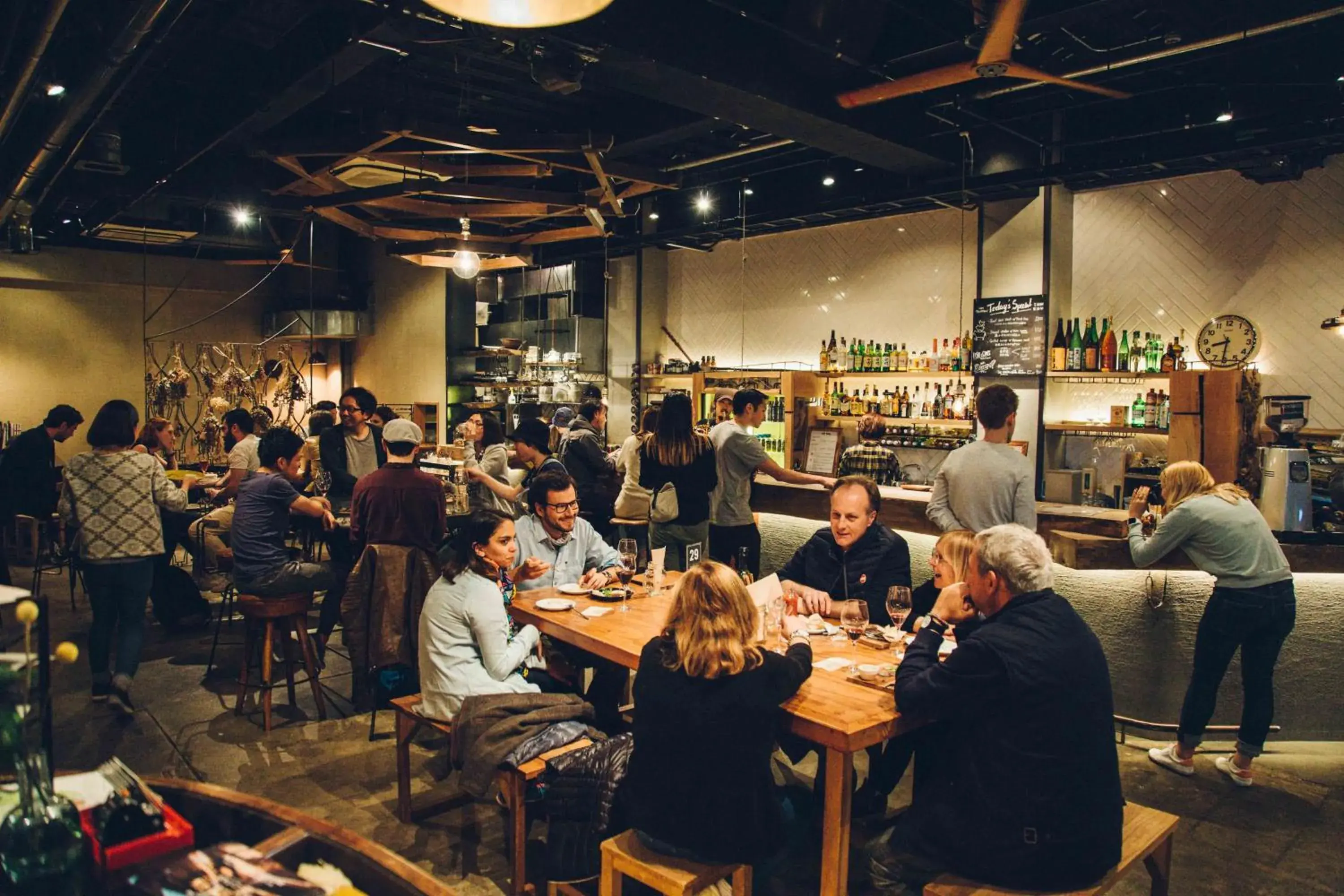 Restaurant/Places to Eat in Len Kyoto Kawaramachi Hostel Cafe & Bar