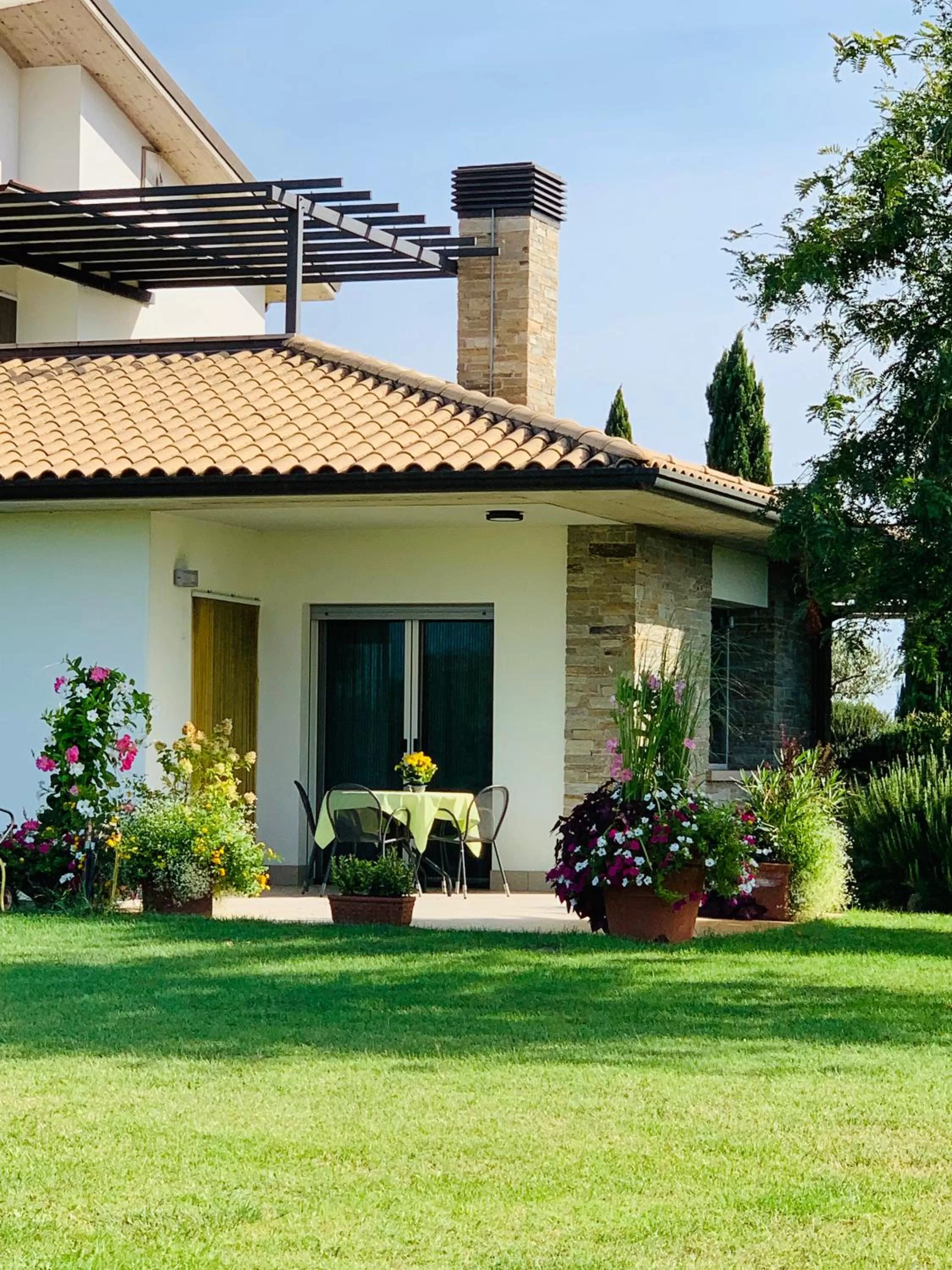 Property building in B&B Beauty House