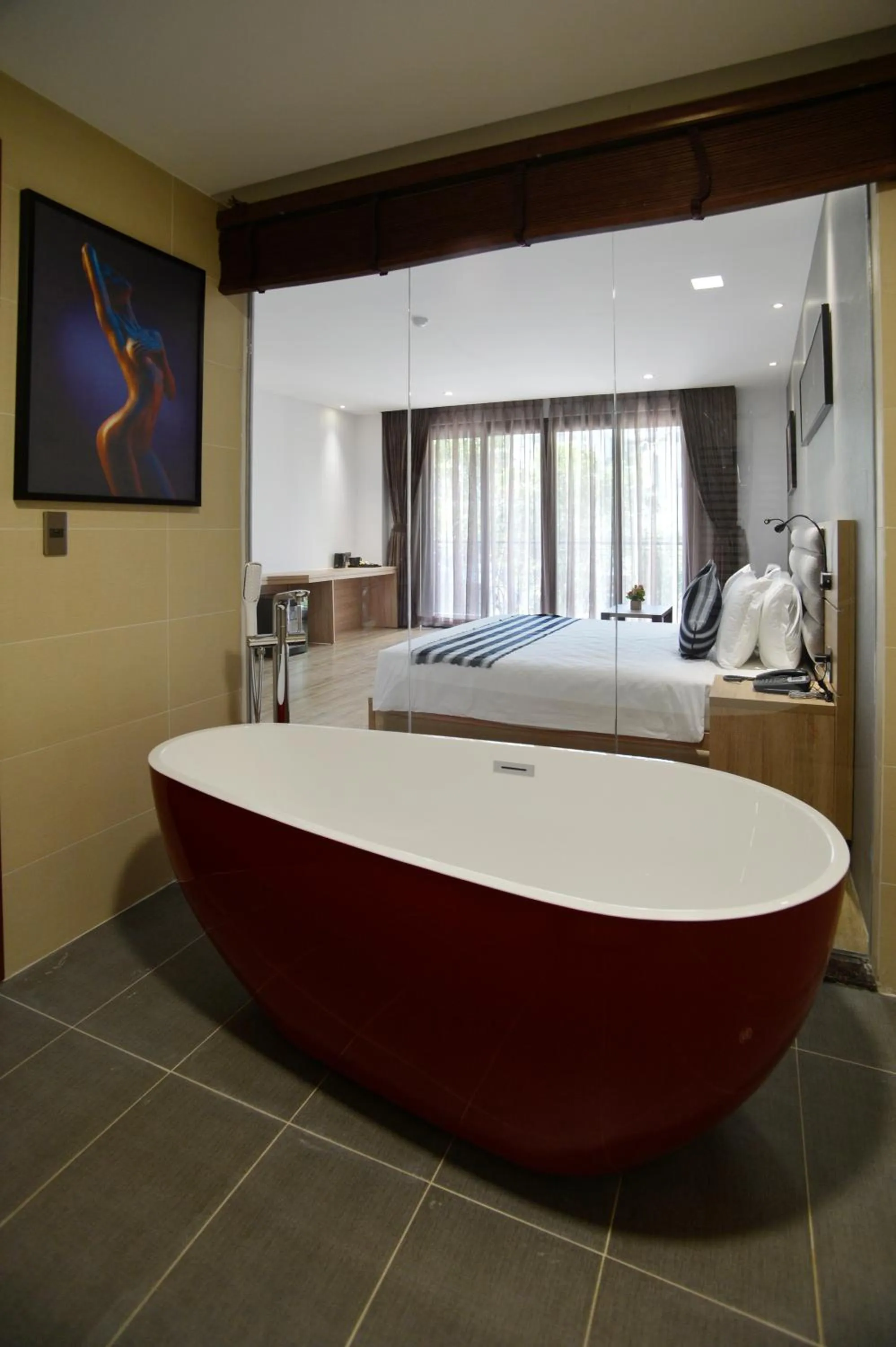 Bathroom, Bed in Aiden Saigon Hotel