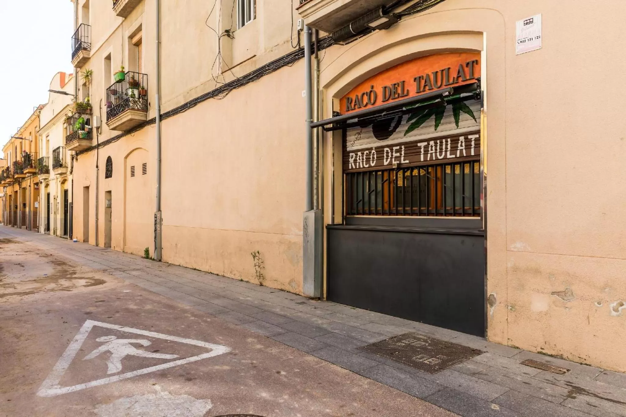 Fridays Flats Dreamy Duplex - Stylish Beach Loft