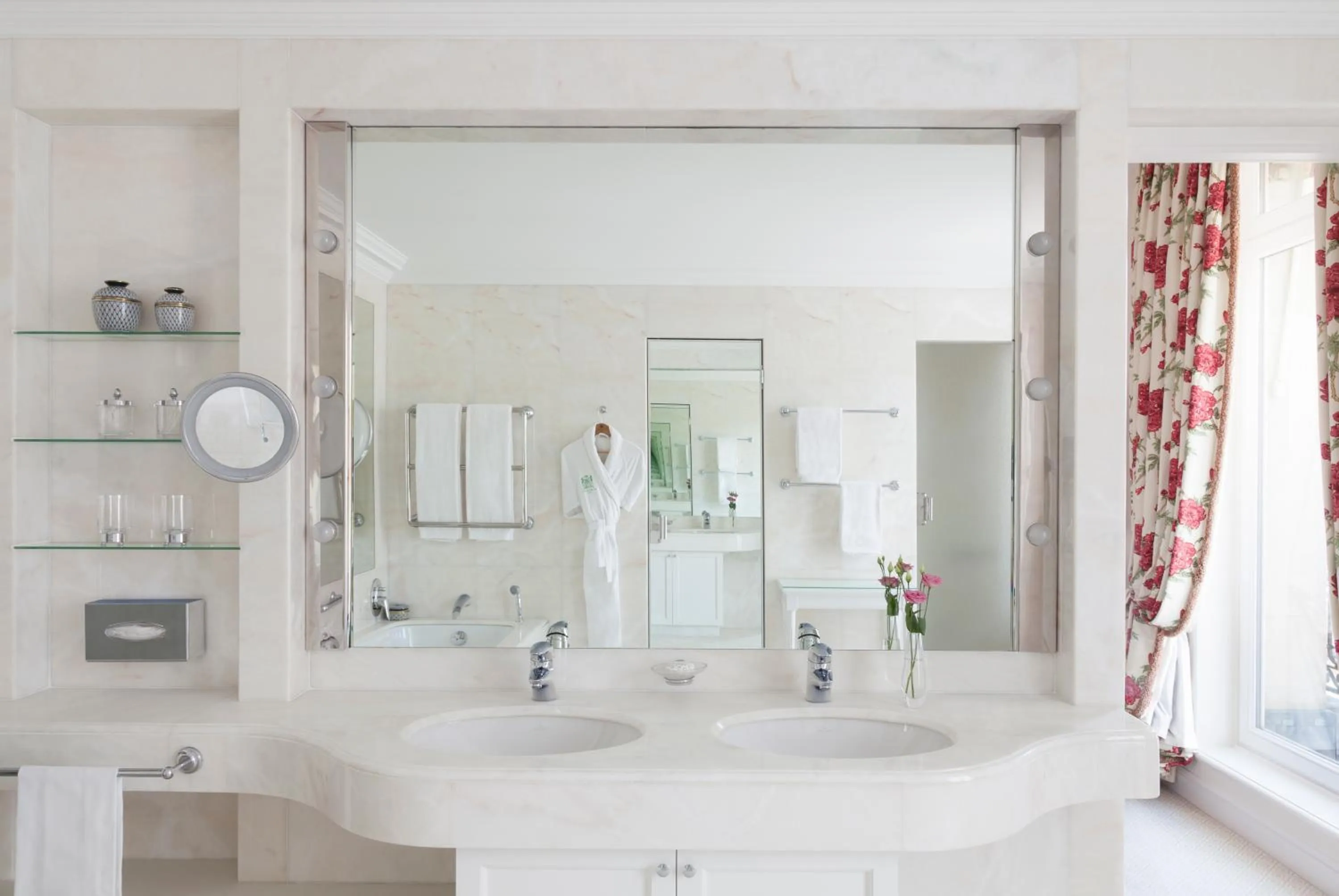 Bathroom in Le Bristol Paris, Oetker Hotels