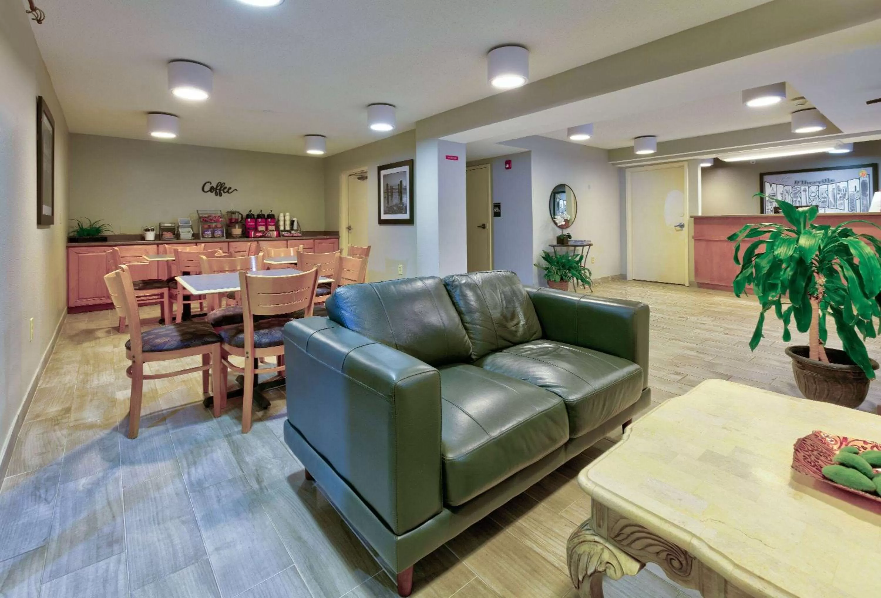 Lobby or reception in Super 8 by Wyndham Diberville Biloxi Area