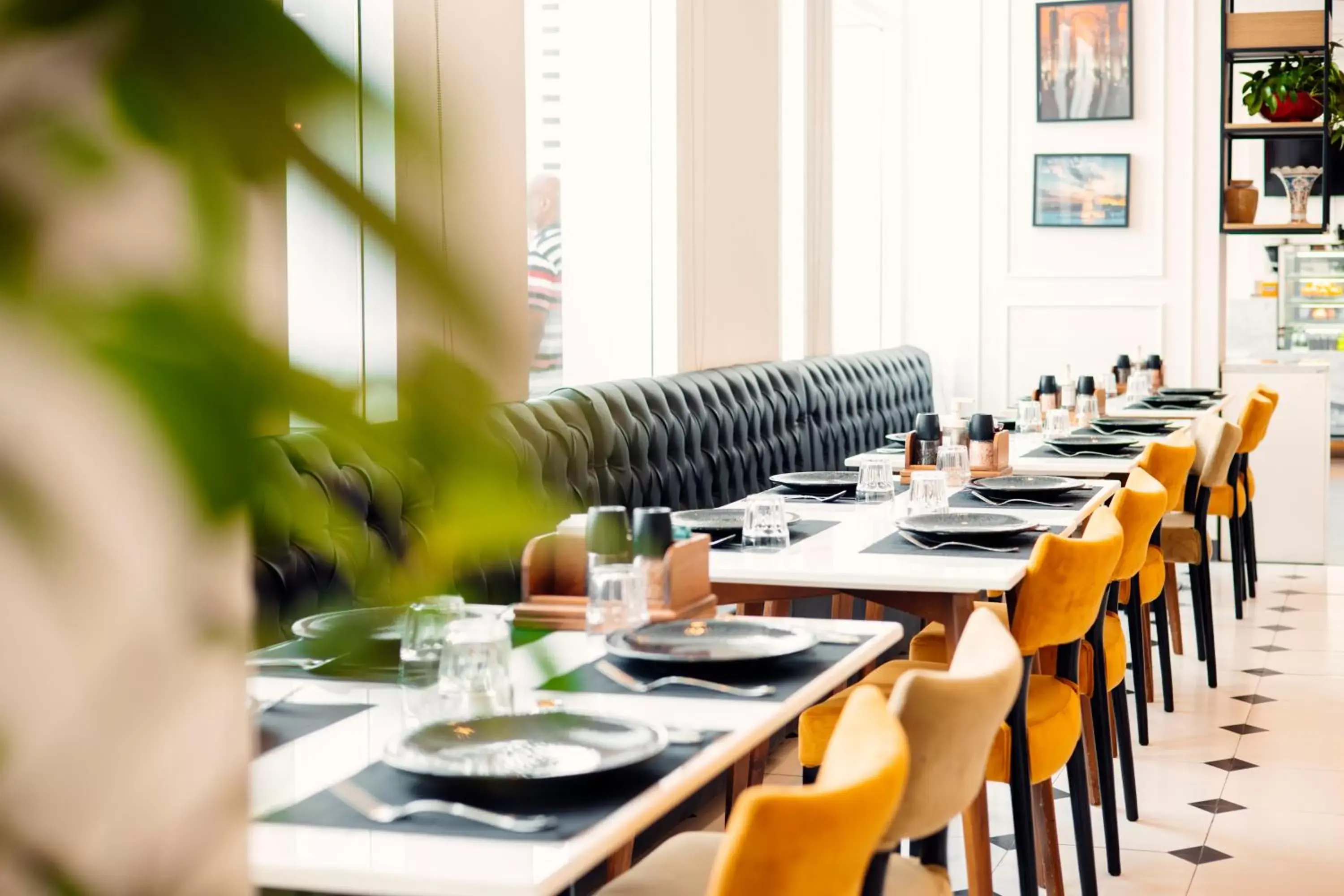 Restaurant/places to eat in Rose Executive Hotel - DWTC Restaurant/places to eat in Rose Executive Hotel - DWTC