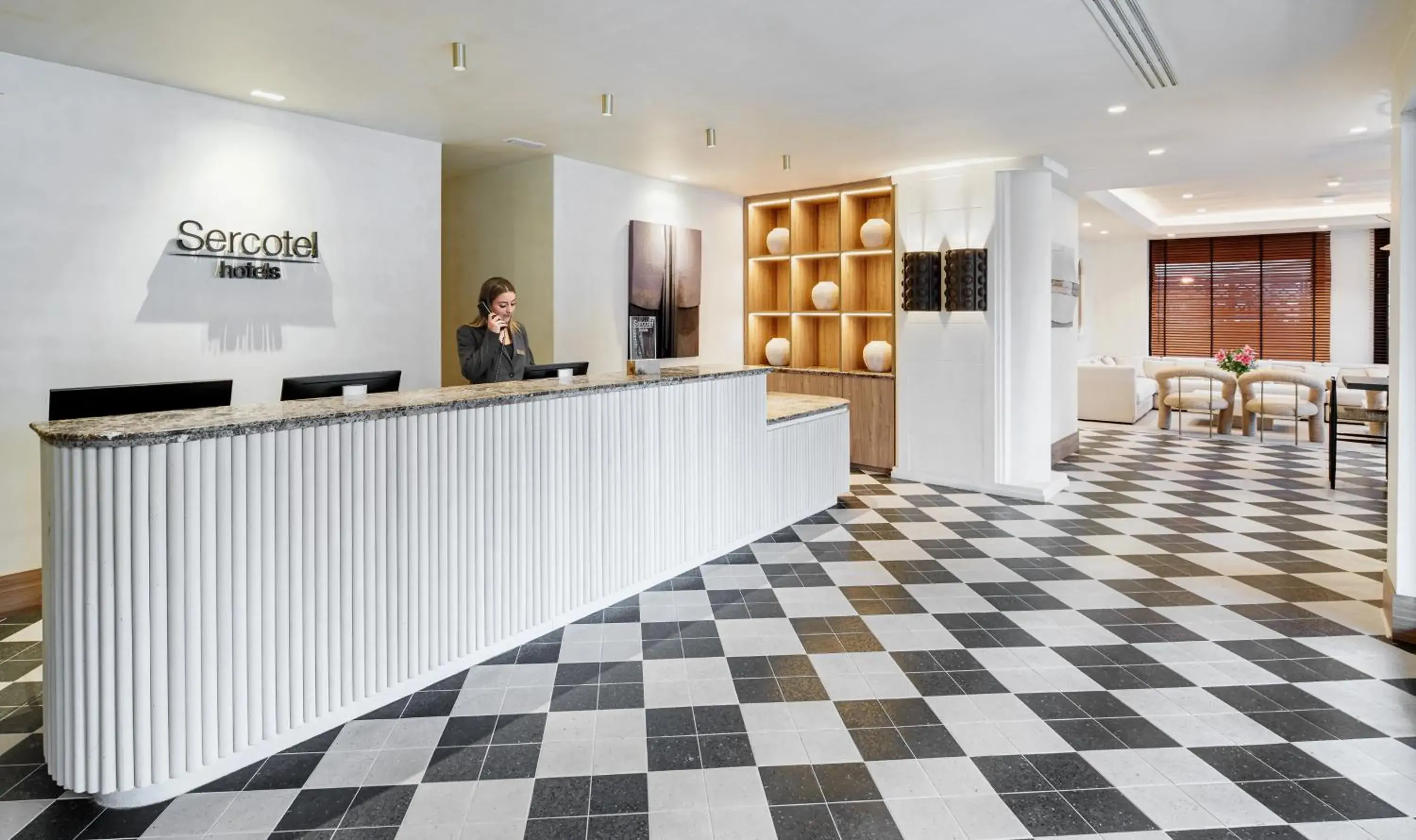 Staff, Lobby/Reception in Sercotel Pozuelo