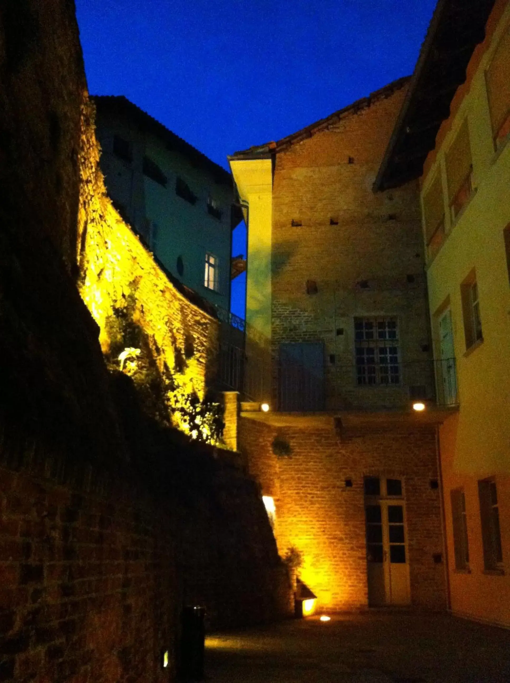 Garden, Property Building in Hotel Boutique Antiche Mura