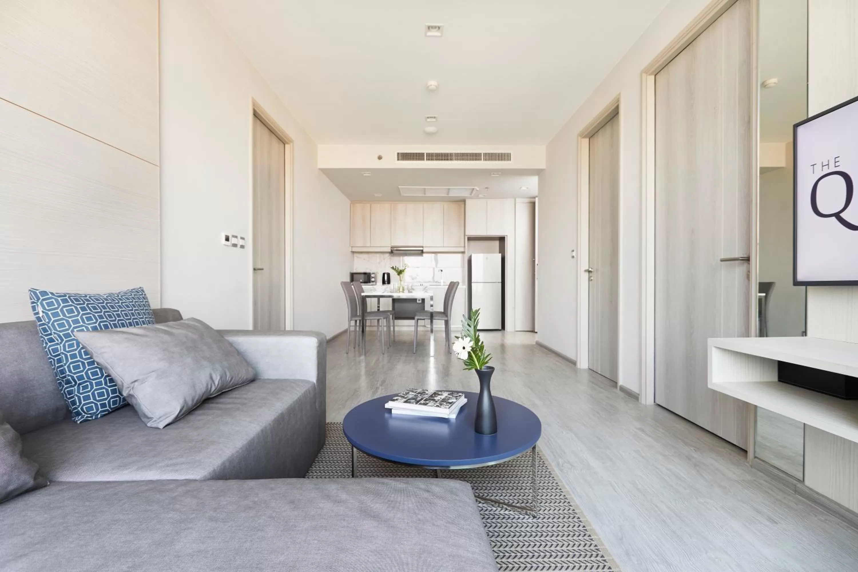 Seating area in The Quarter Ari by UHG