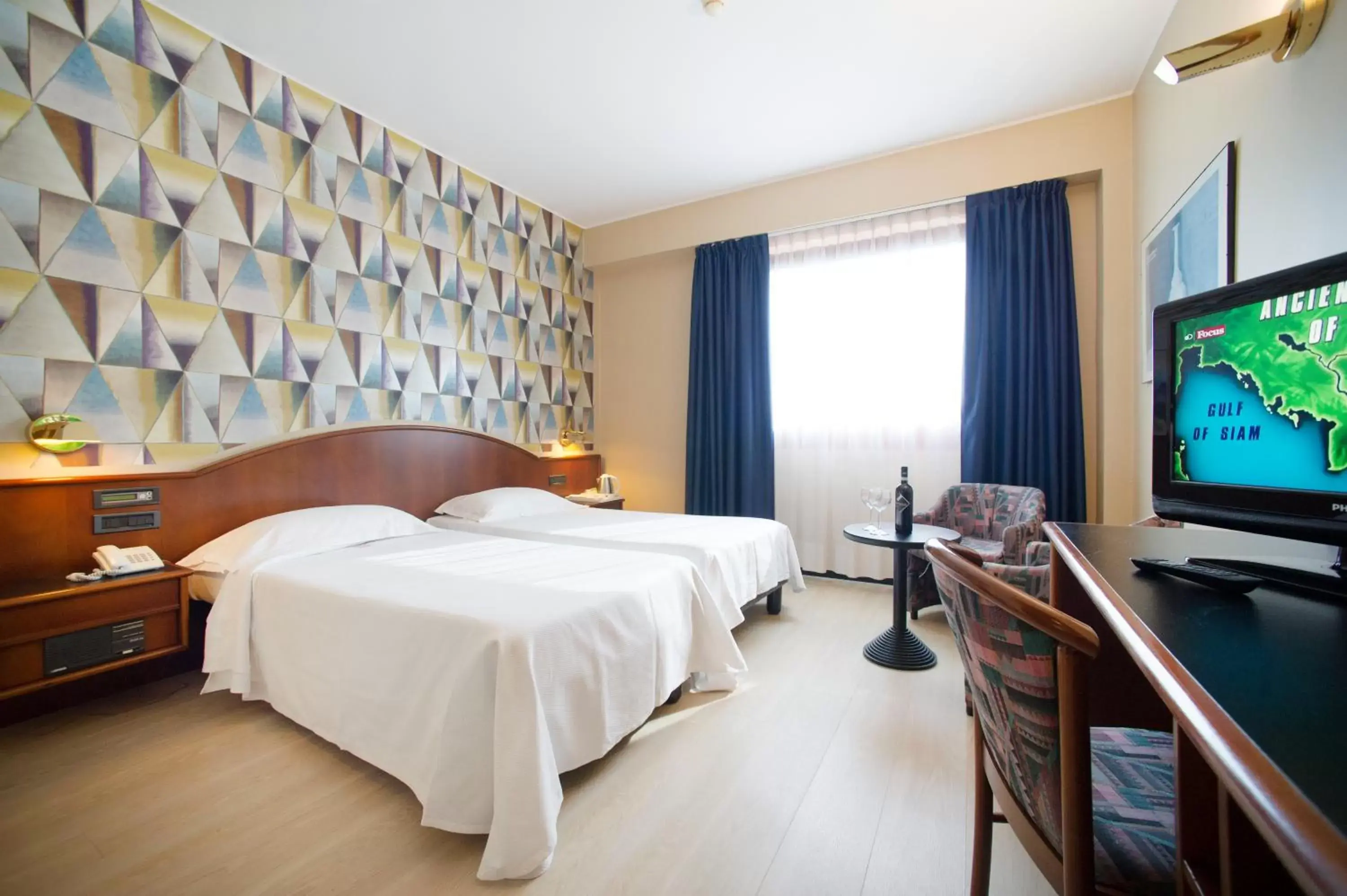 Superior Twin Room in Abacus Hotel