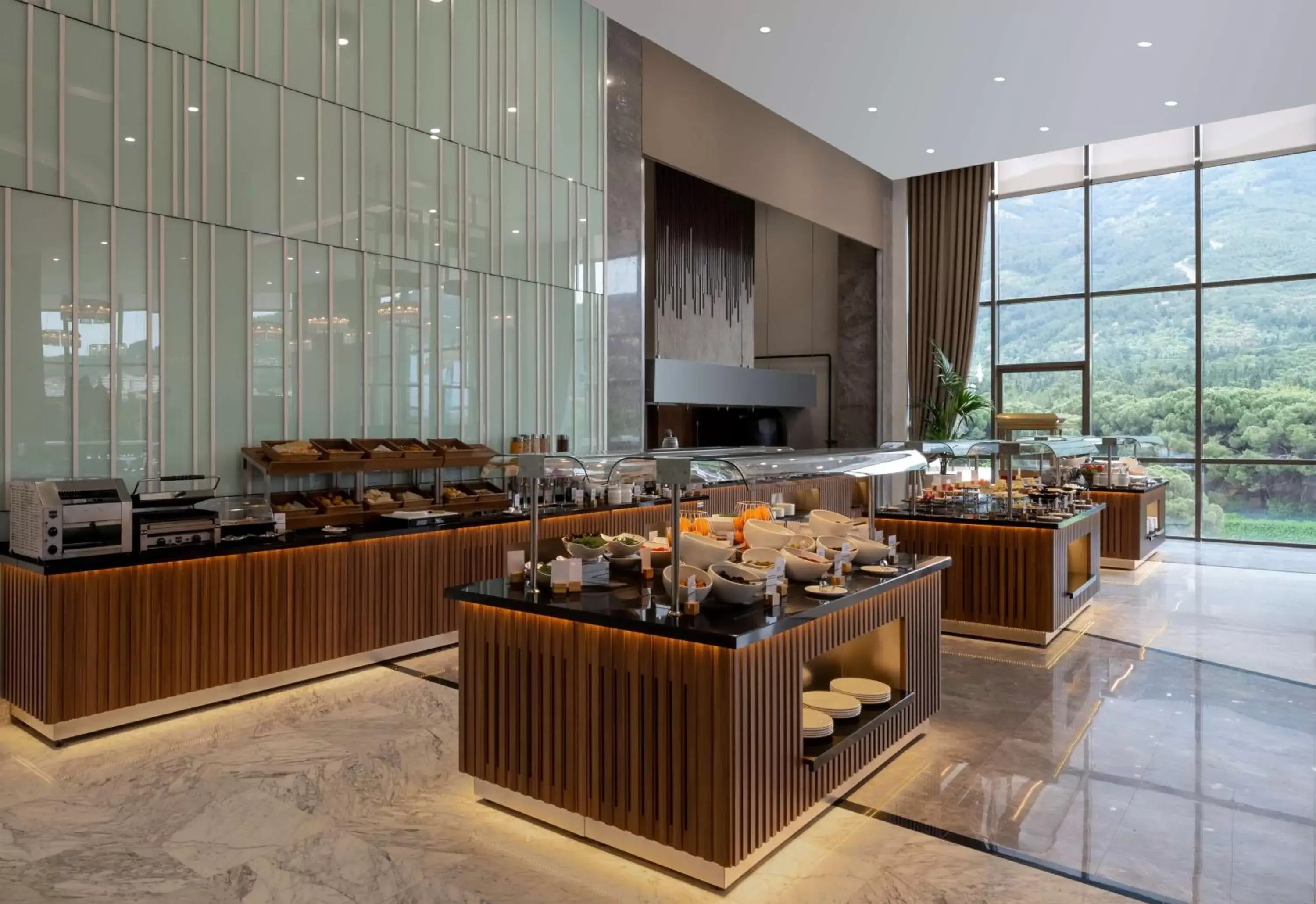 Breakfast, Restaurant/Places to Eat in DoubleTree by Hilton Manisa