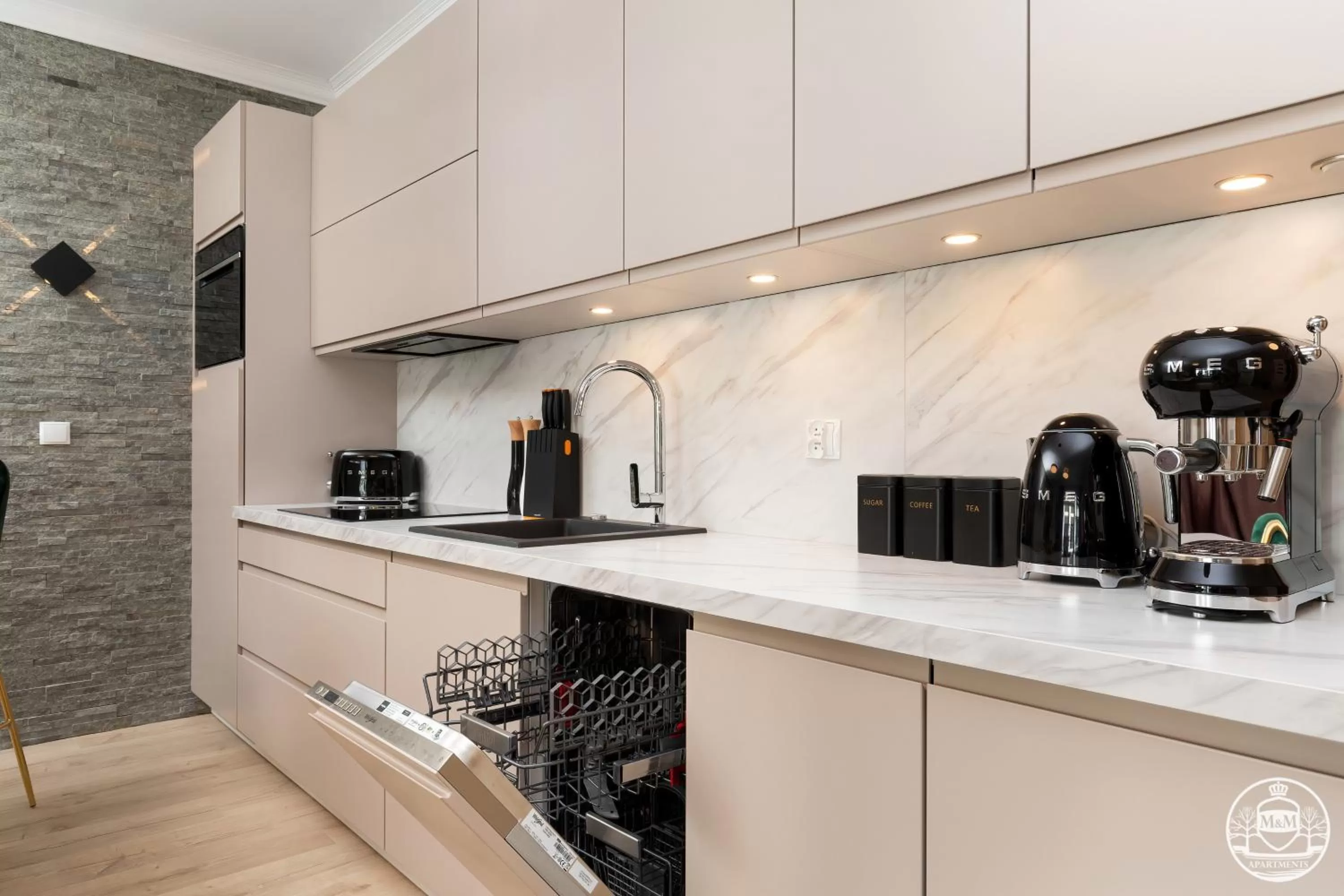 Coffee/tea facilities in M&M-Spa&Art Bali, Nadmorskie Tarasy