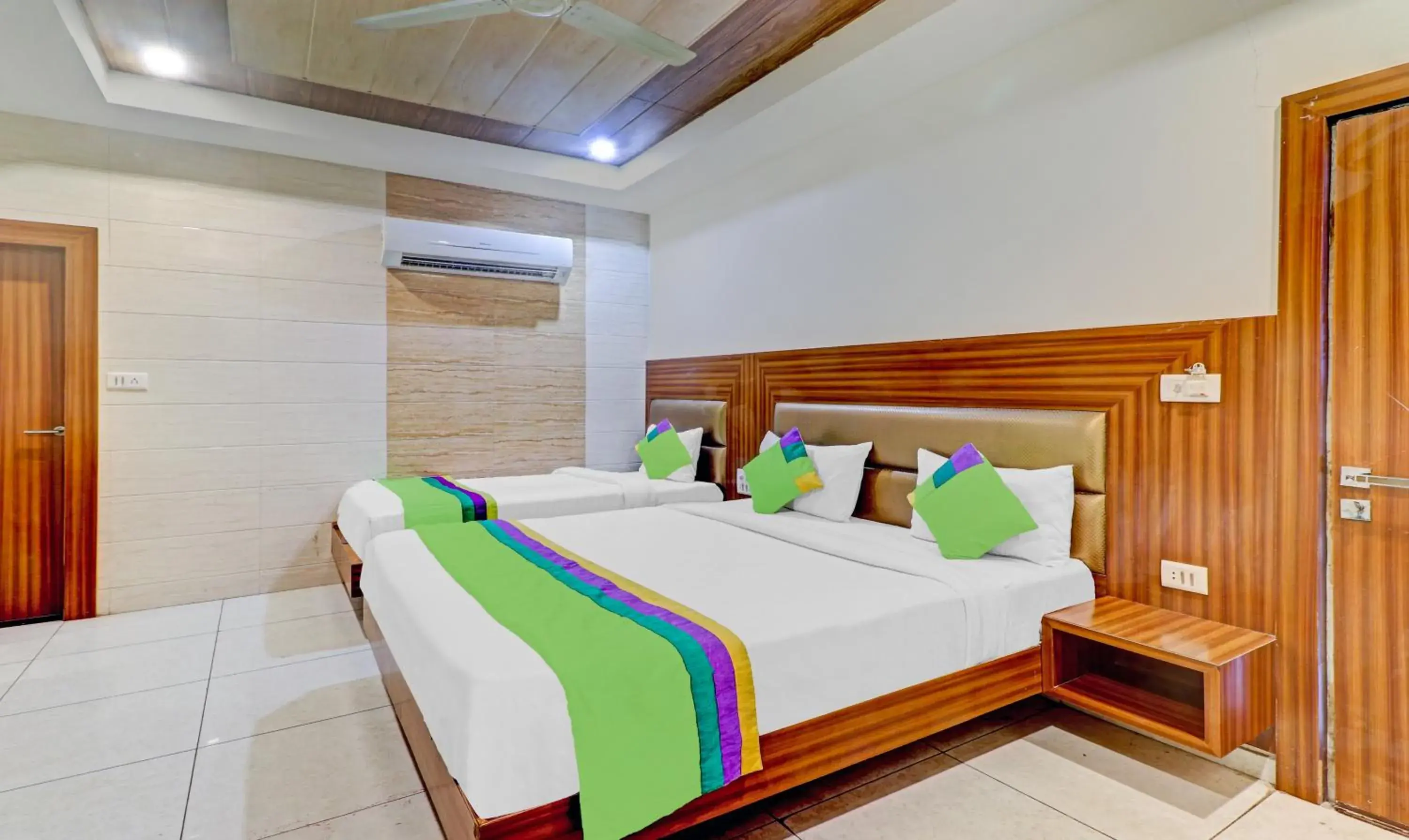 Bed in Treebo Trend Taj Dream