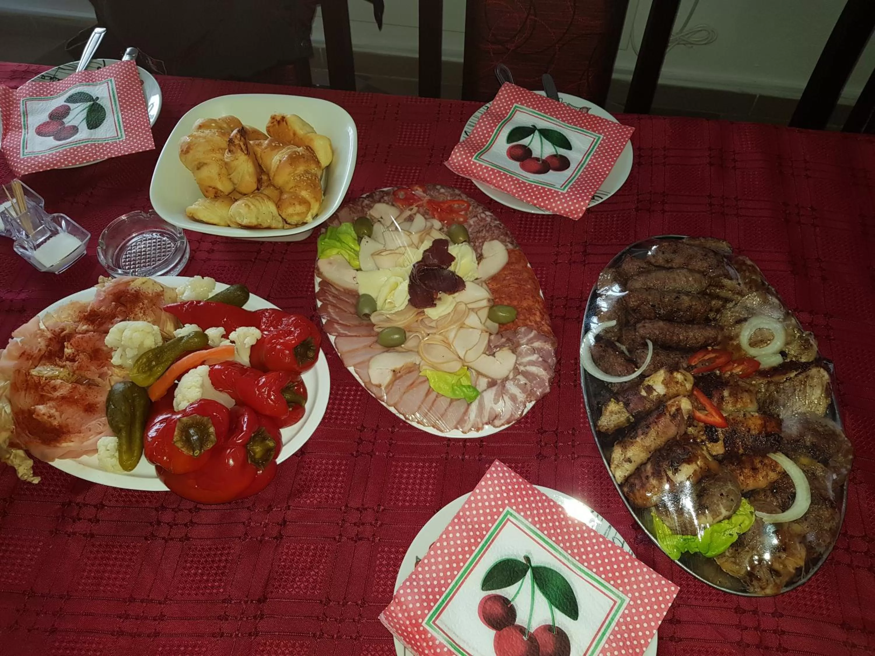 Breakfast in Prenociste H2O