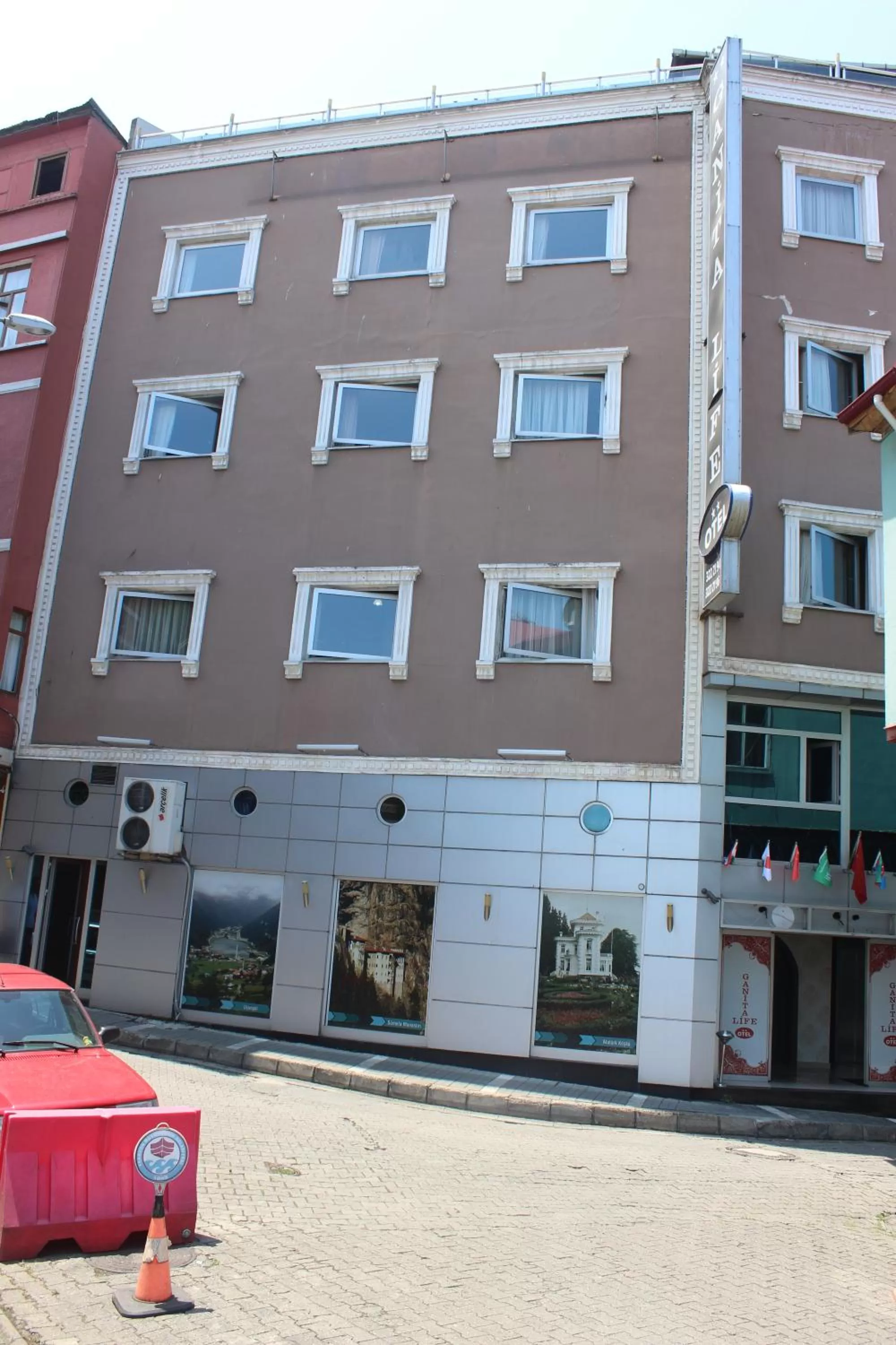 Property Building in GanitaLife Otel