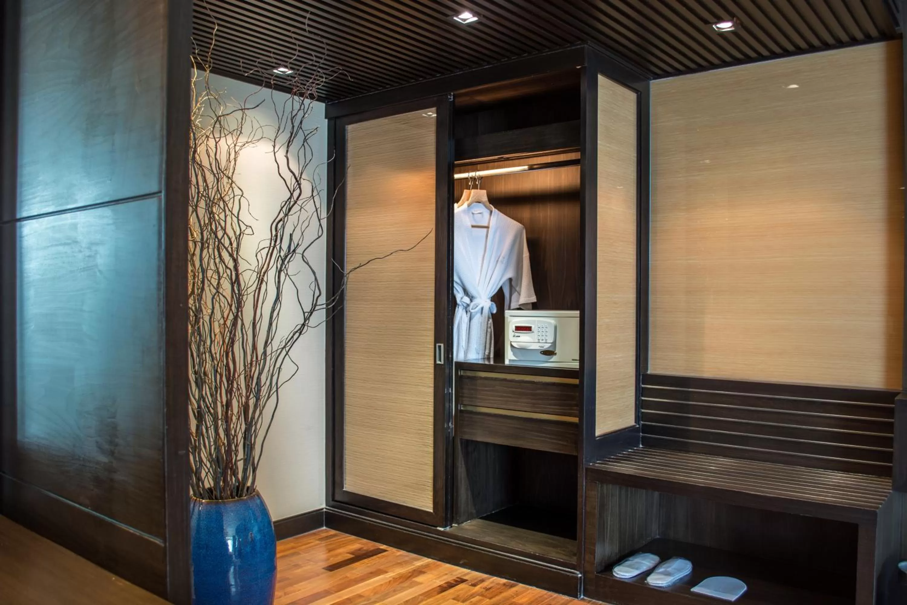 Area and facilities in A-ONE Pattaya Beach Resort