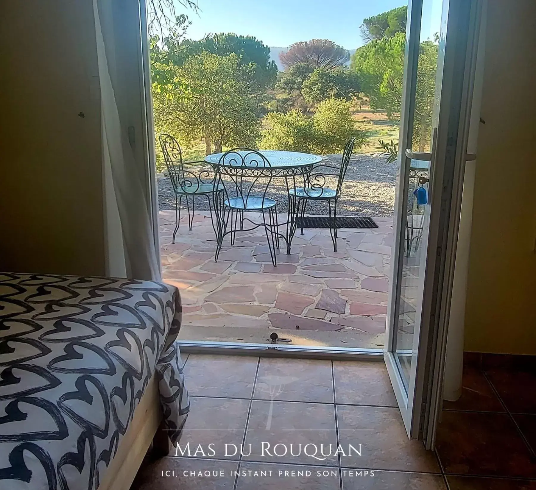 Double Room with Terrace in Le Mas du Rouquan Double Room with Terrace in Le Mas du Rouquan