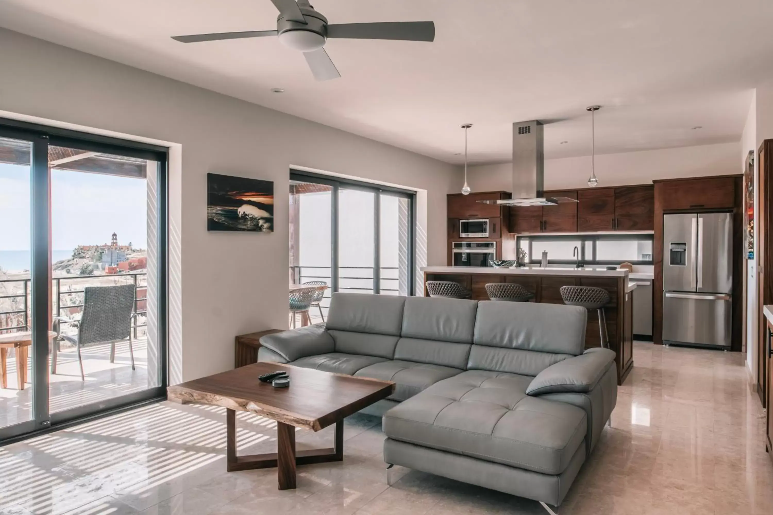 TV and multimedia, Seating Area in Cerritos Surf Residences