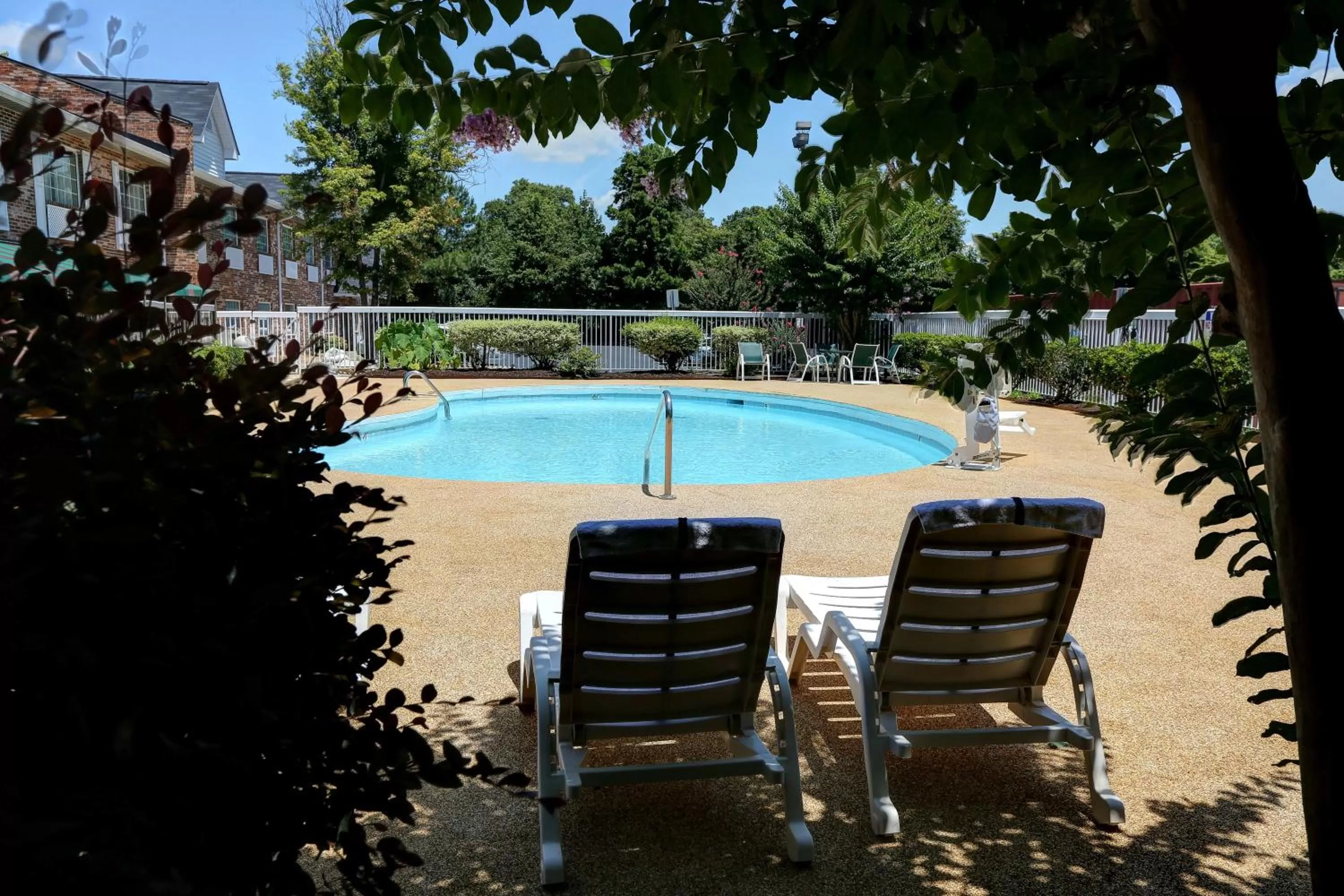 Day in Country Inn & Suites by Radisson, Charlotte I-85 Airport, NC