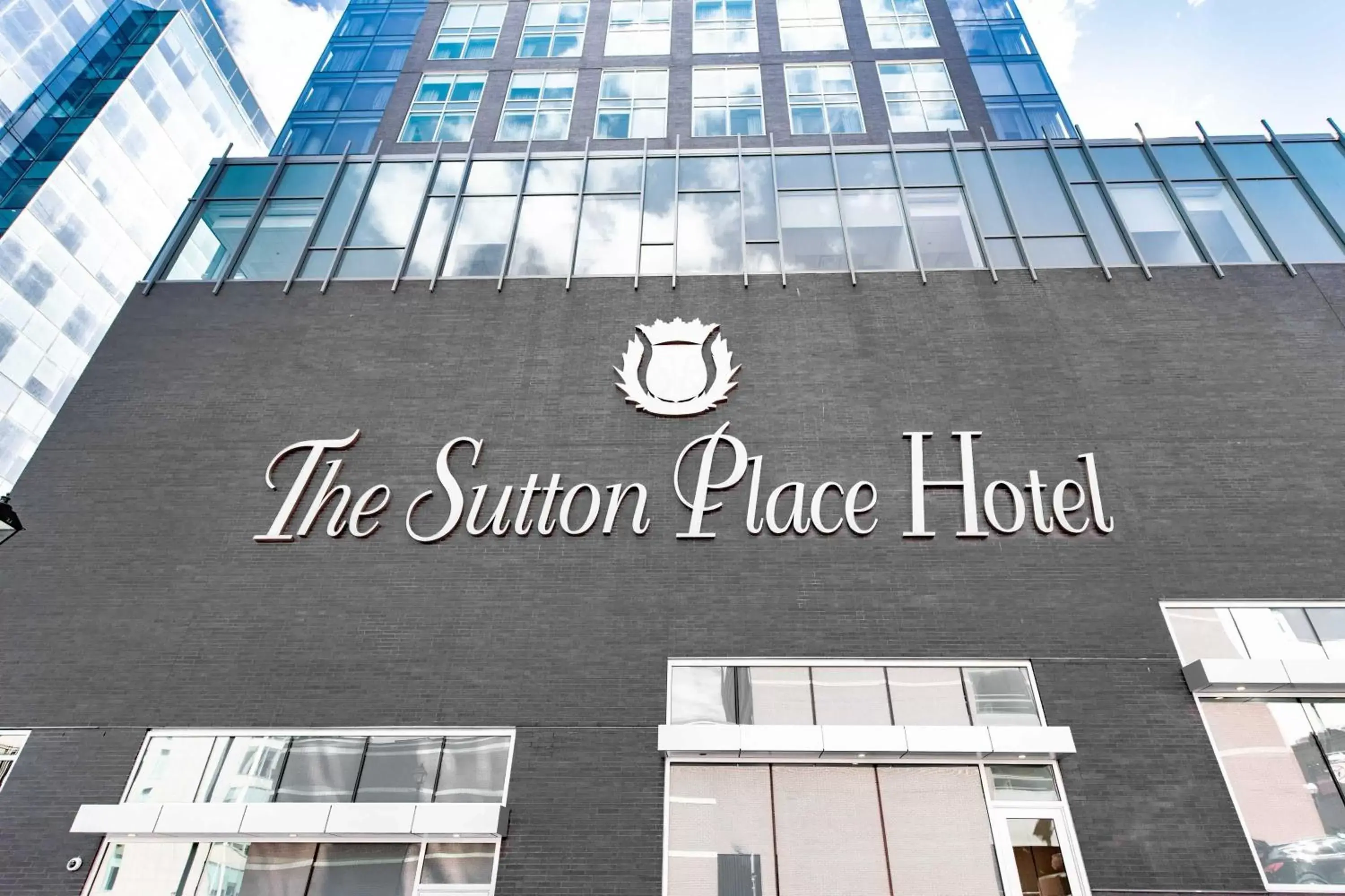 Logo/Certificate/Sign in The Sutton Place Hotel Halifax