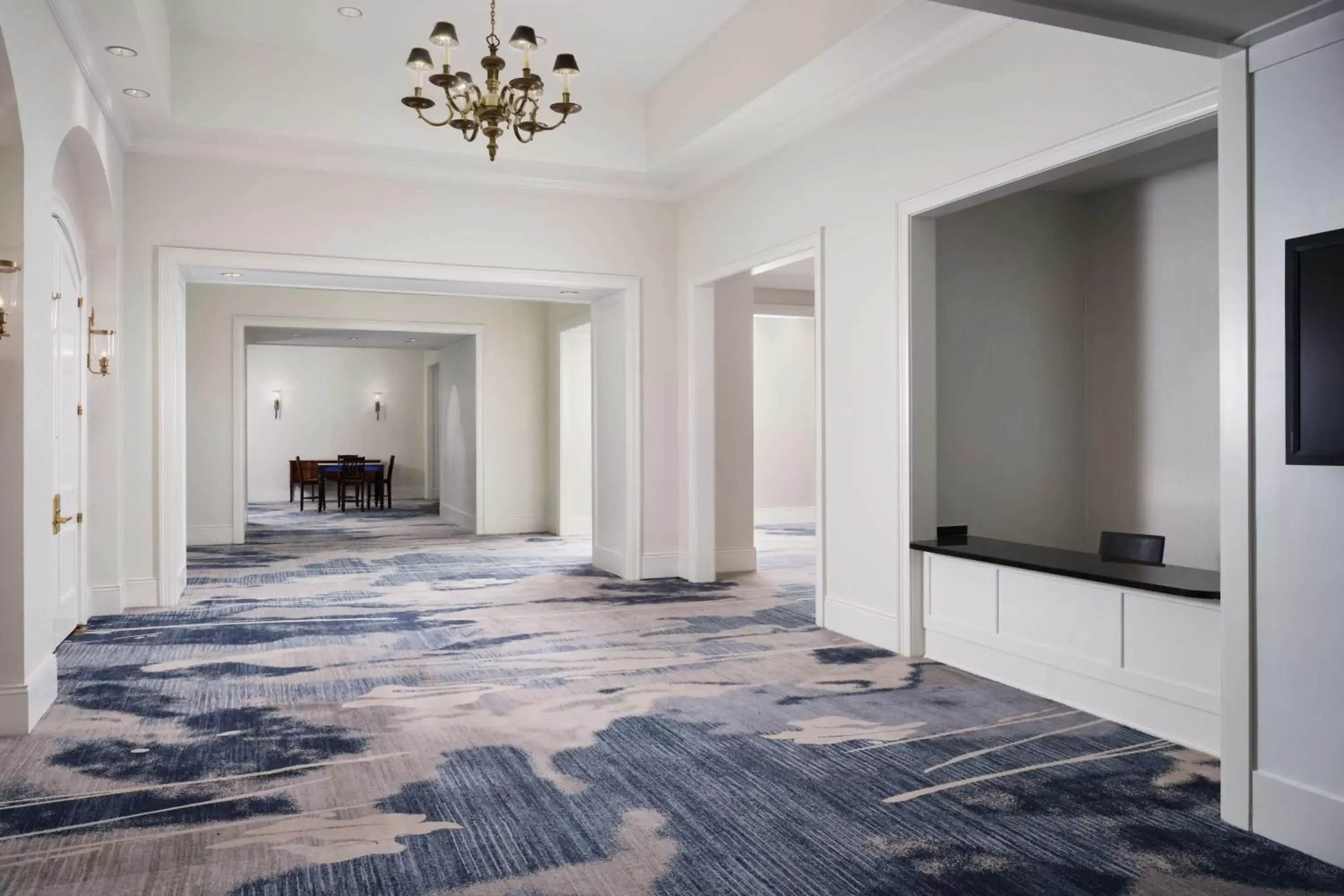 Meeting/conference room, TV/Entertainment Center in Renaissance Portsmouth-Norfolk Waterfront Hotel