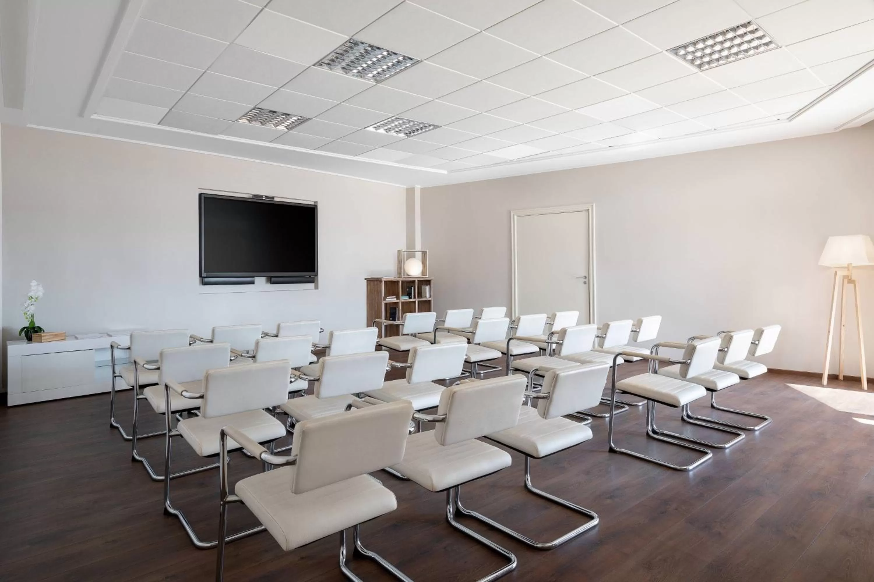 Meeting/conference room in Riviera Marriott Hotel La Porte De Monaco