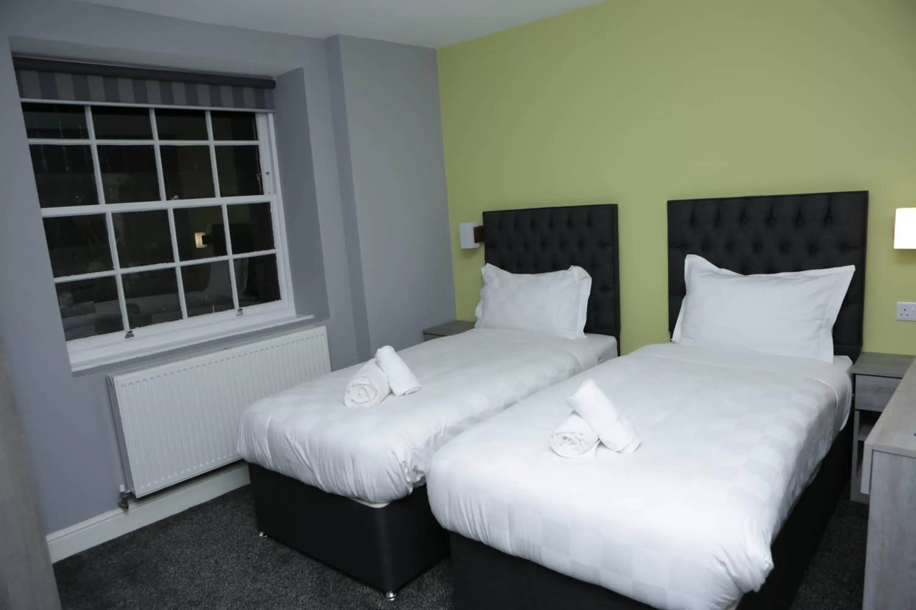 Photo of the whole room, Bed in The Spring Bank APARTHOTEL