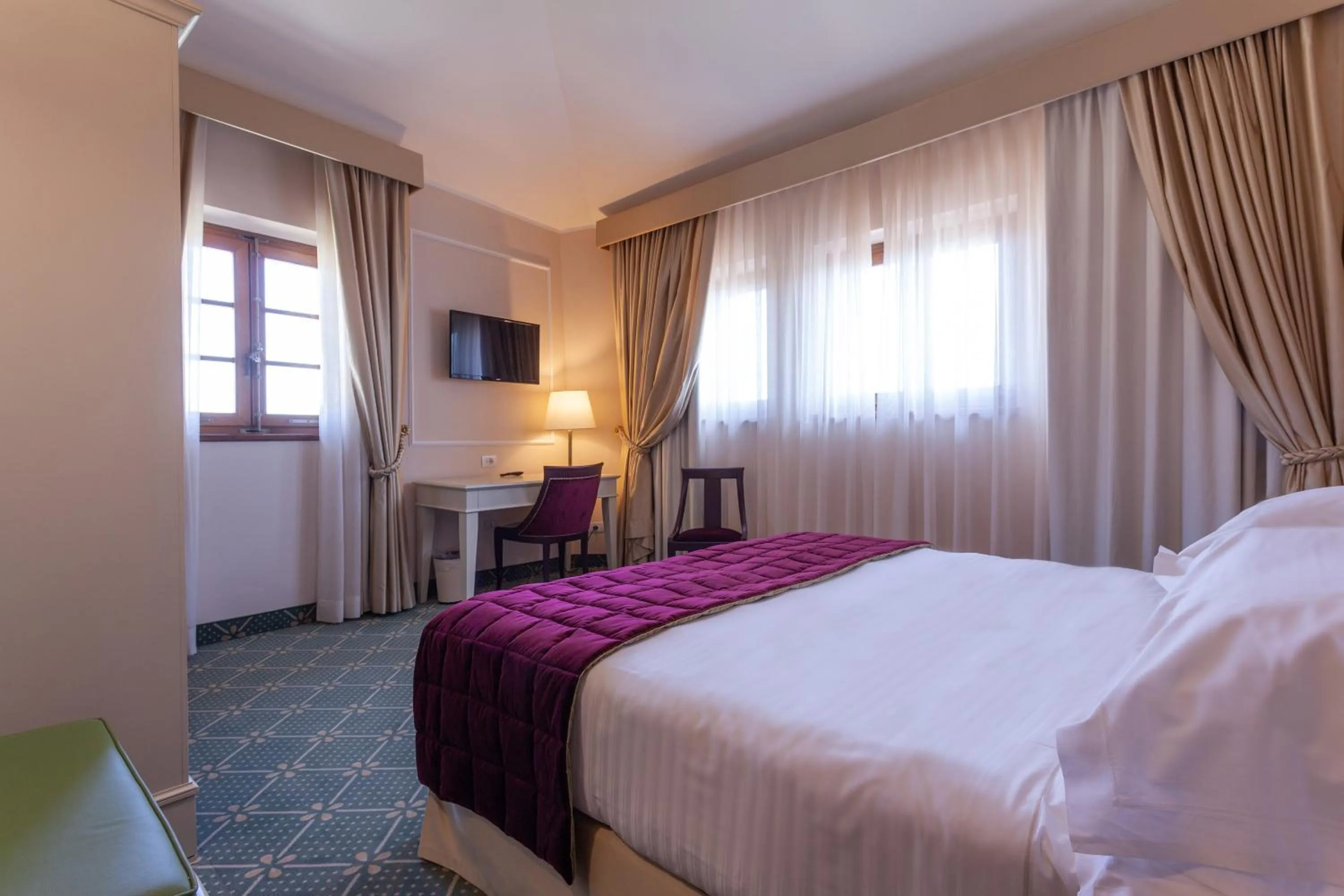 Bedroom, Bed in Hotel Villa San Lucchese