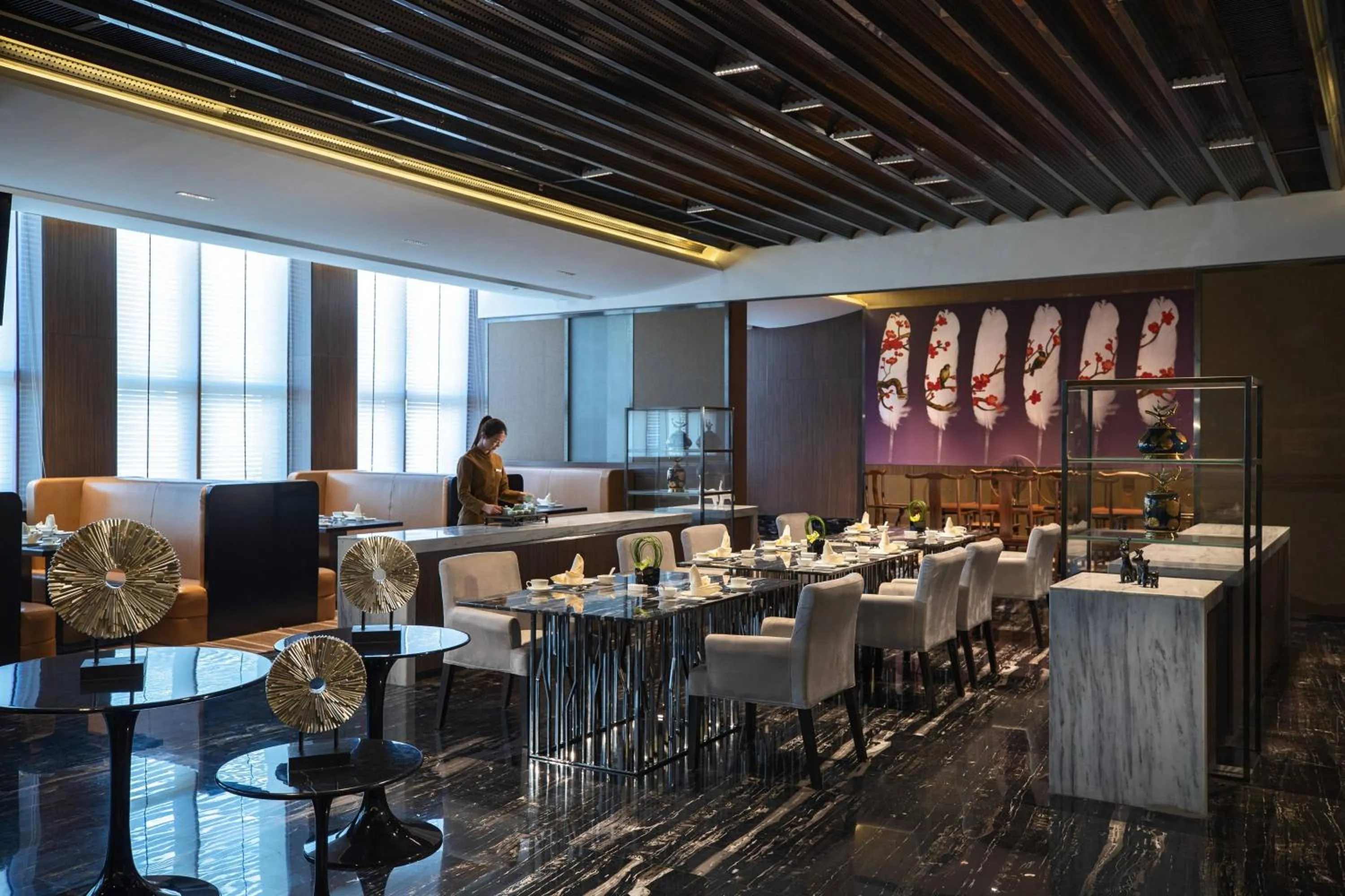Restaurant/places to eat in Renaissance Shenyang West Hotel