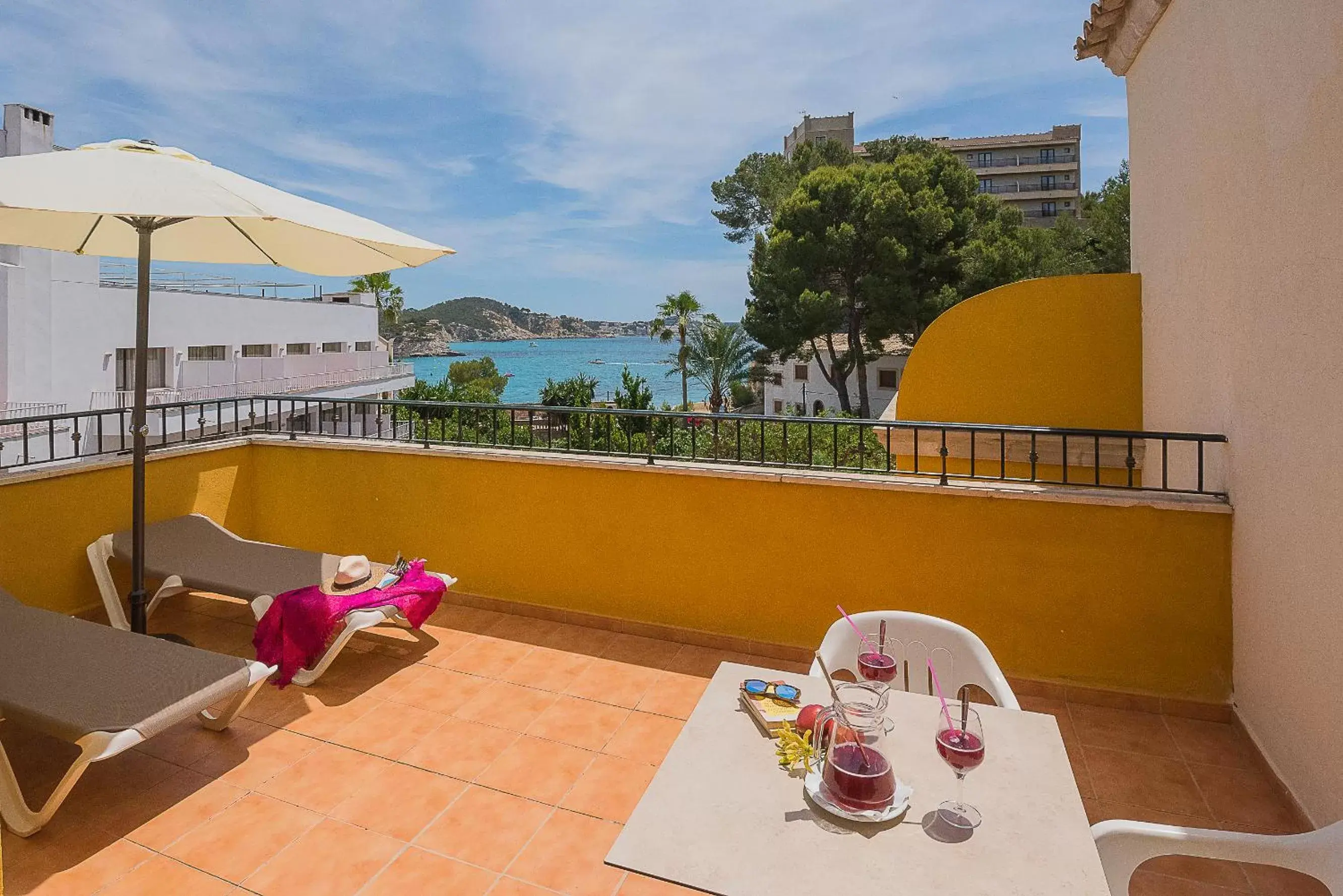 Balcony/Terrace in Hotel Flor Los Almendros