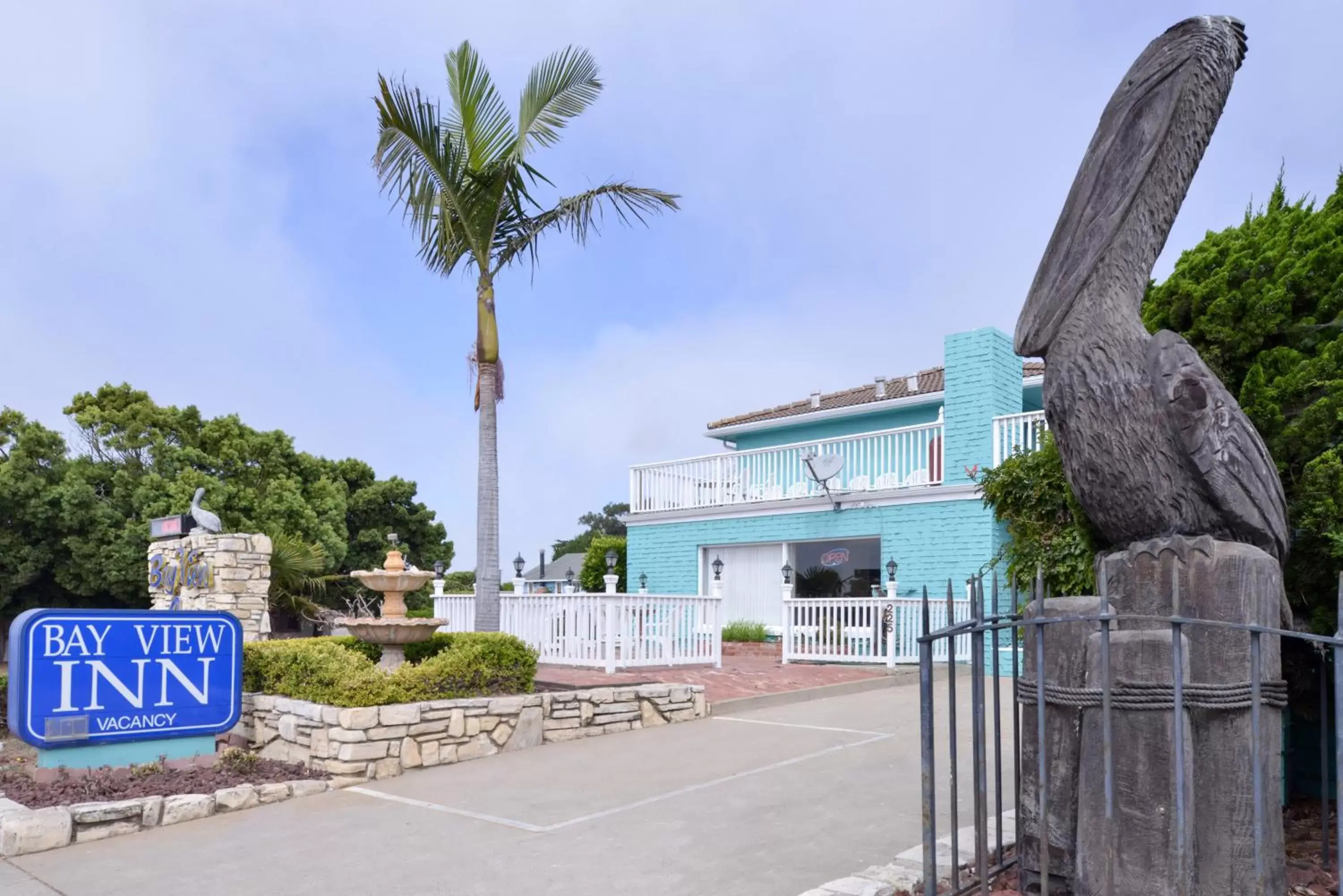 Property Building in Bay View Inn - Morro Bay