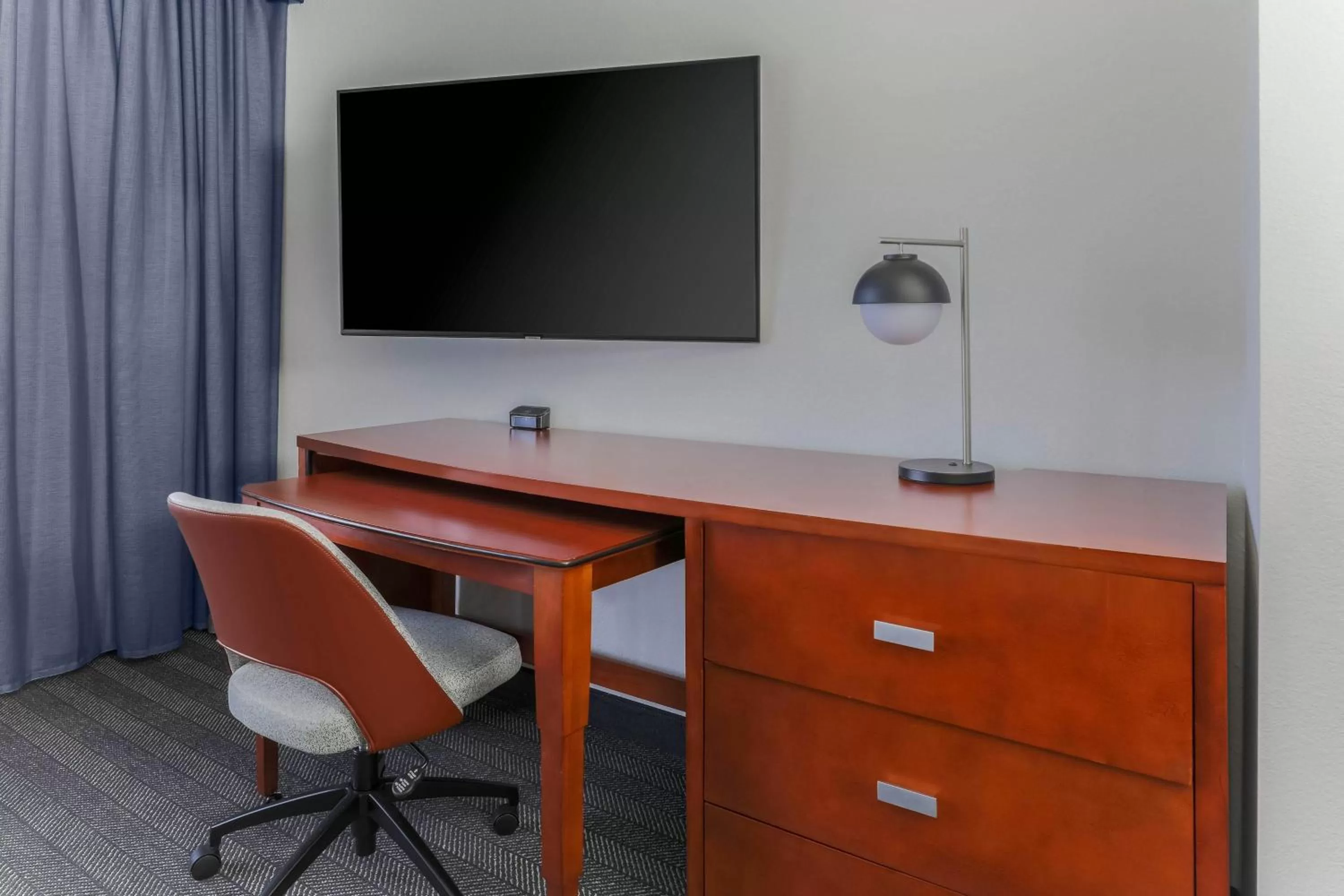 Living room in Courtyard Austin Airport