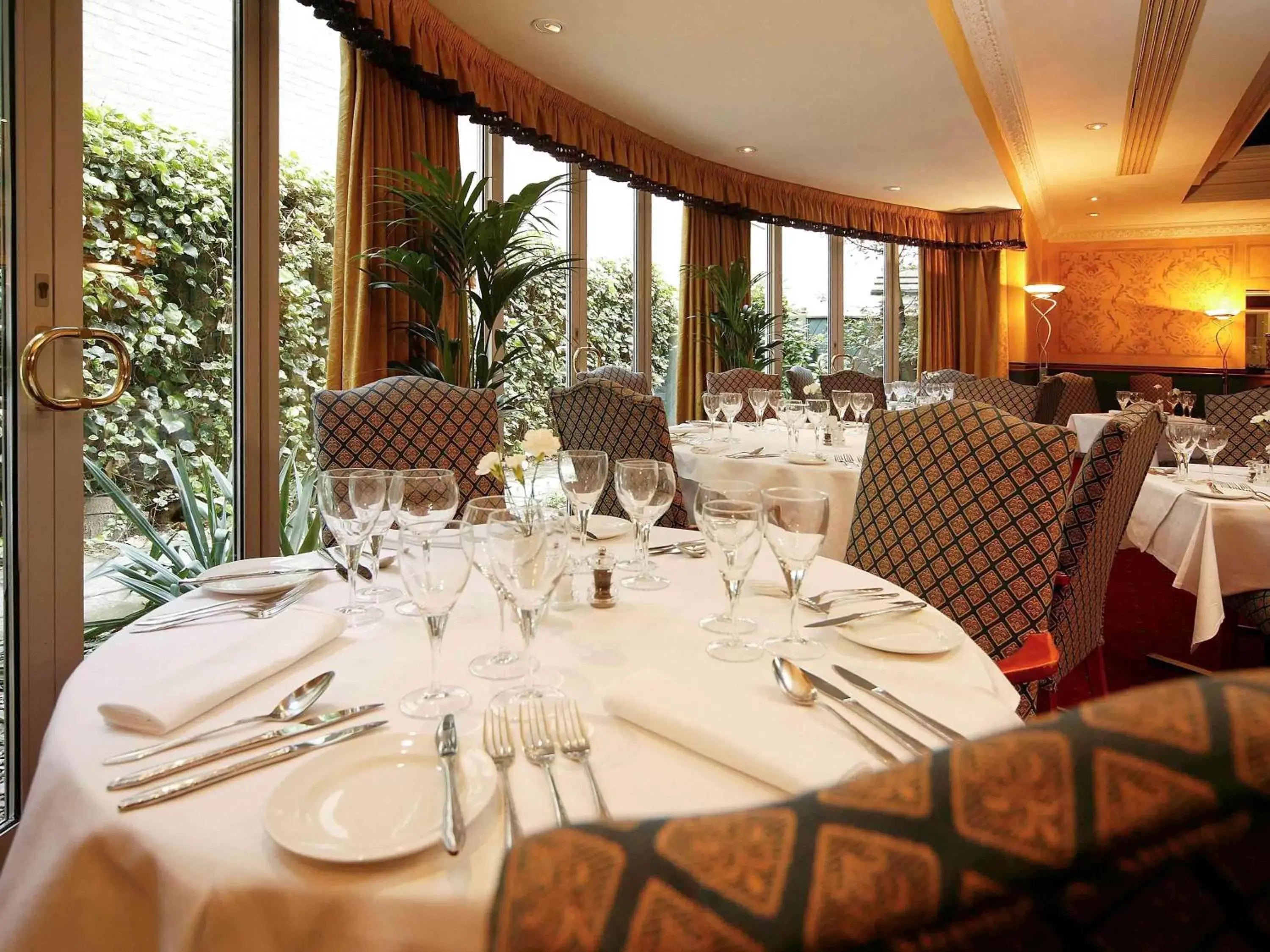Restaurant/Places to Eat in Mercure York Fairfield Manor Hotel