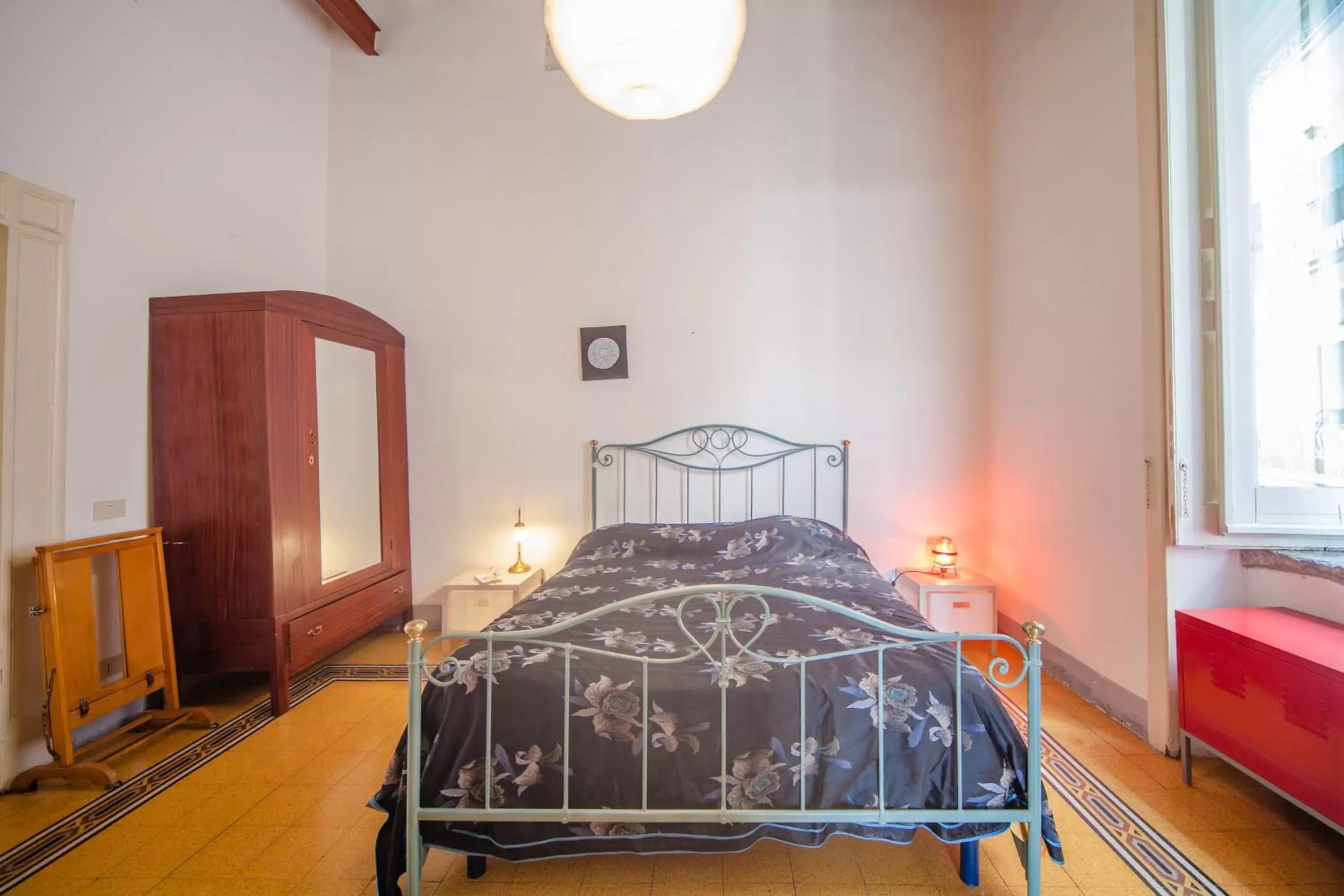 Queen Room with Shared Bathroom in B&B Stella 10 Queen Room with Shared Bathroom in B&B Stella 10