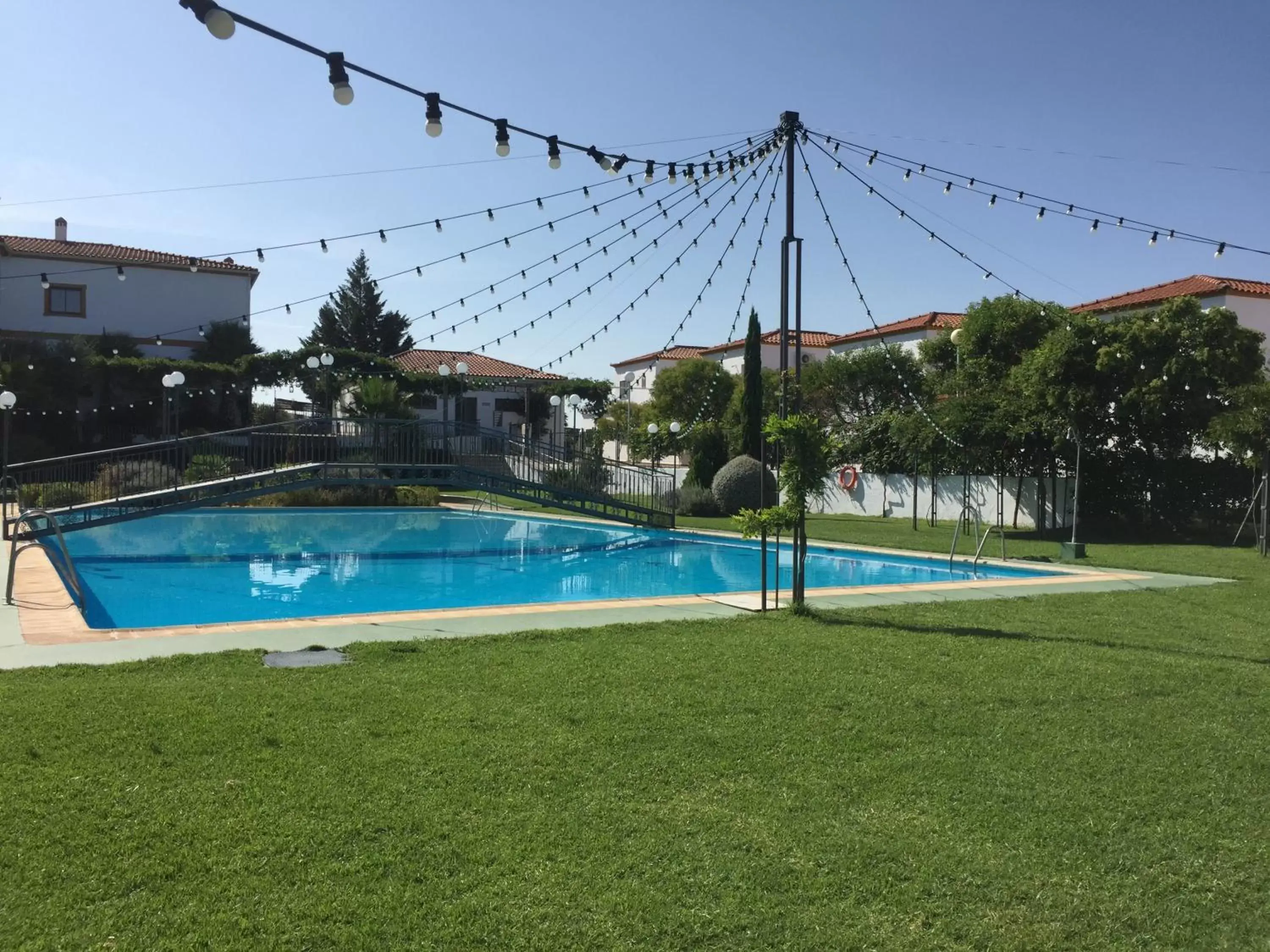 Swimming Pool in Apartamentos Atalayas Extremadura