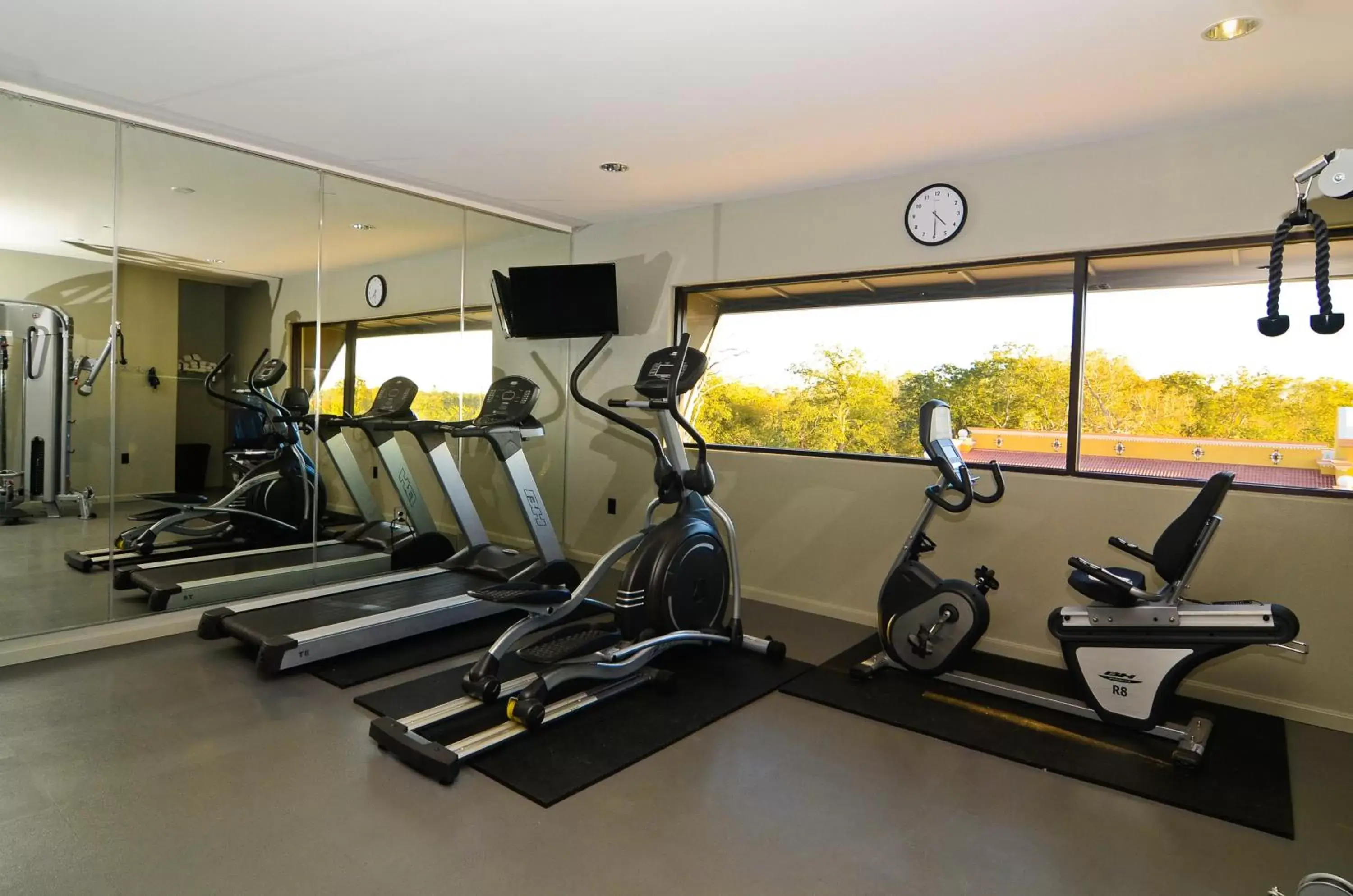 Fitness centre/facilities in Baymont by Wyndham Columbus Fitness centre/facilities in Baymont by Wyndham Columbus