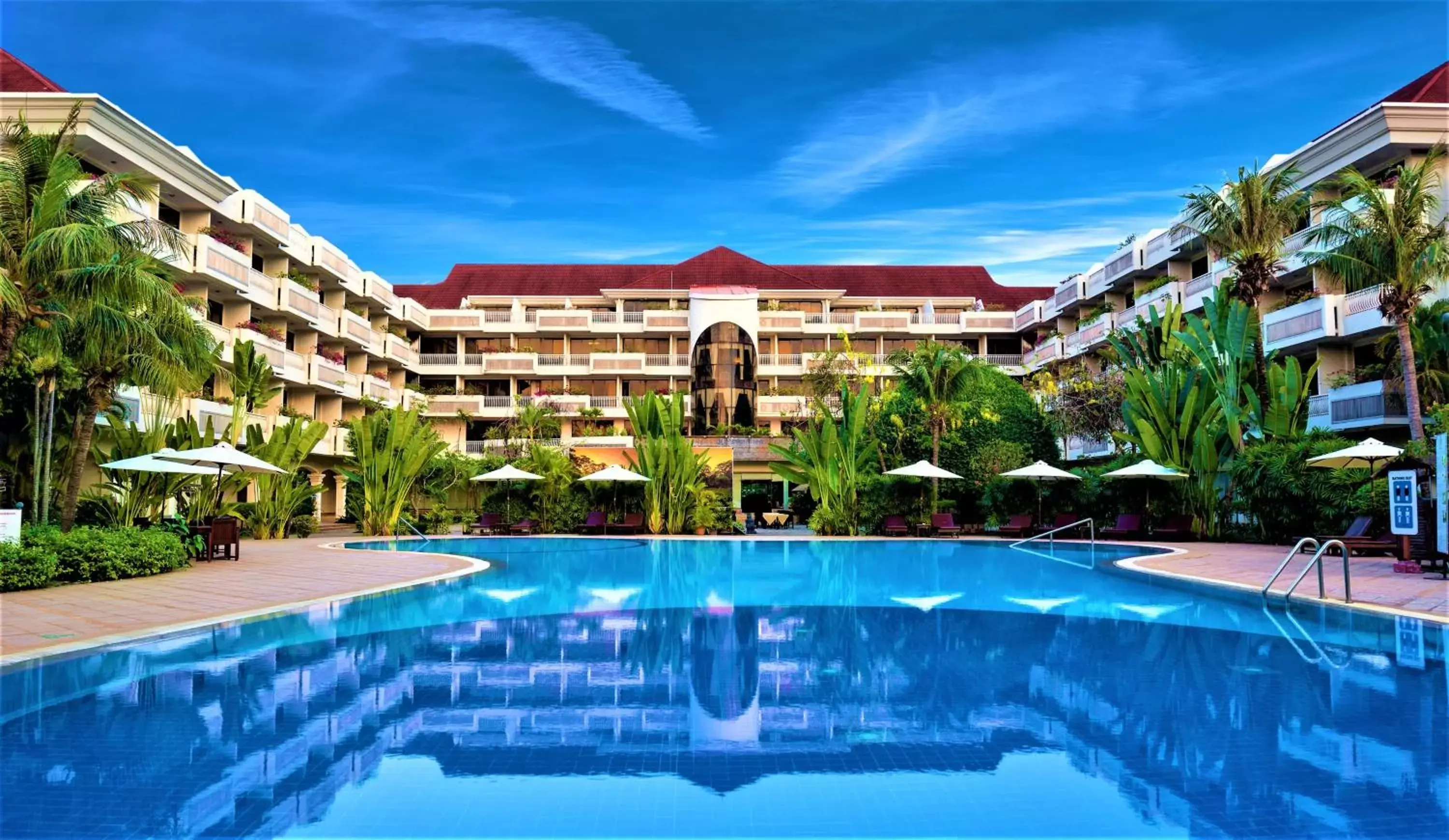 Property building, Swimming Pool in Angkor Century Resort & Spa